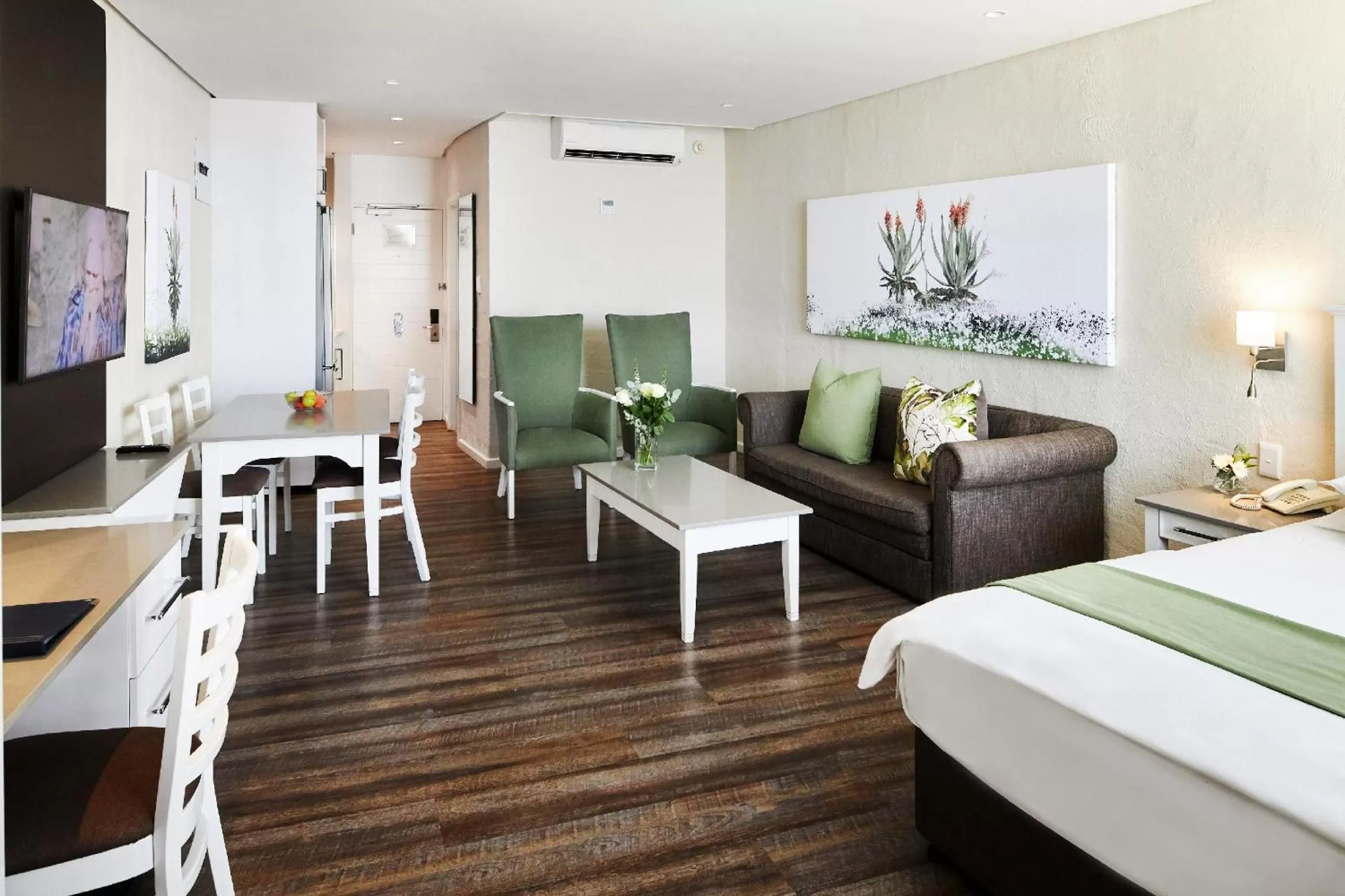 Bed in First Group Breakers Resort - Official