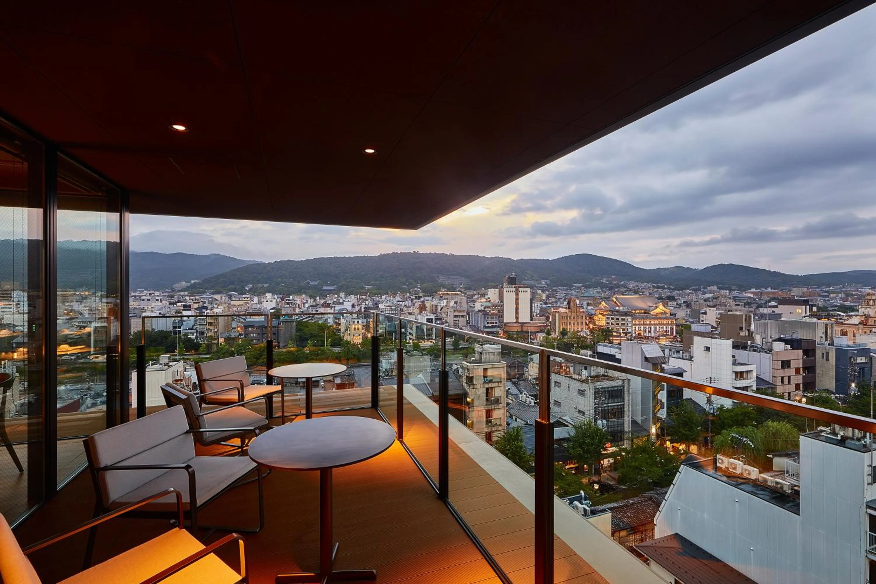 Restaurant/places to eat in The Gate Hotel Kyoto Takasegawa by Hulic