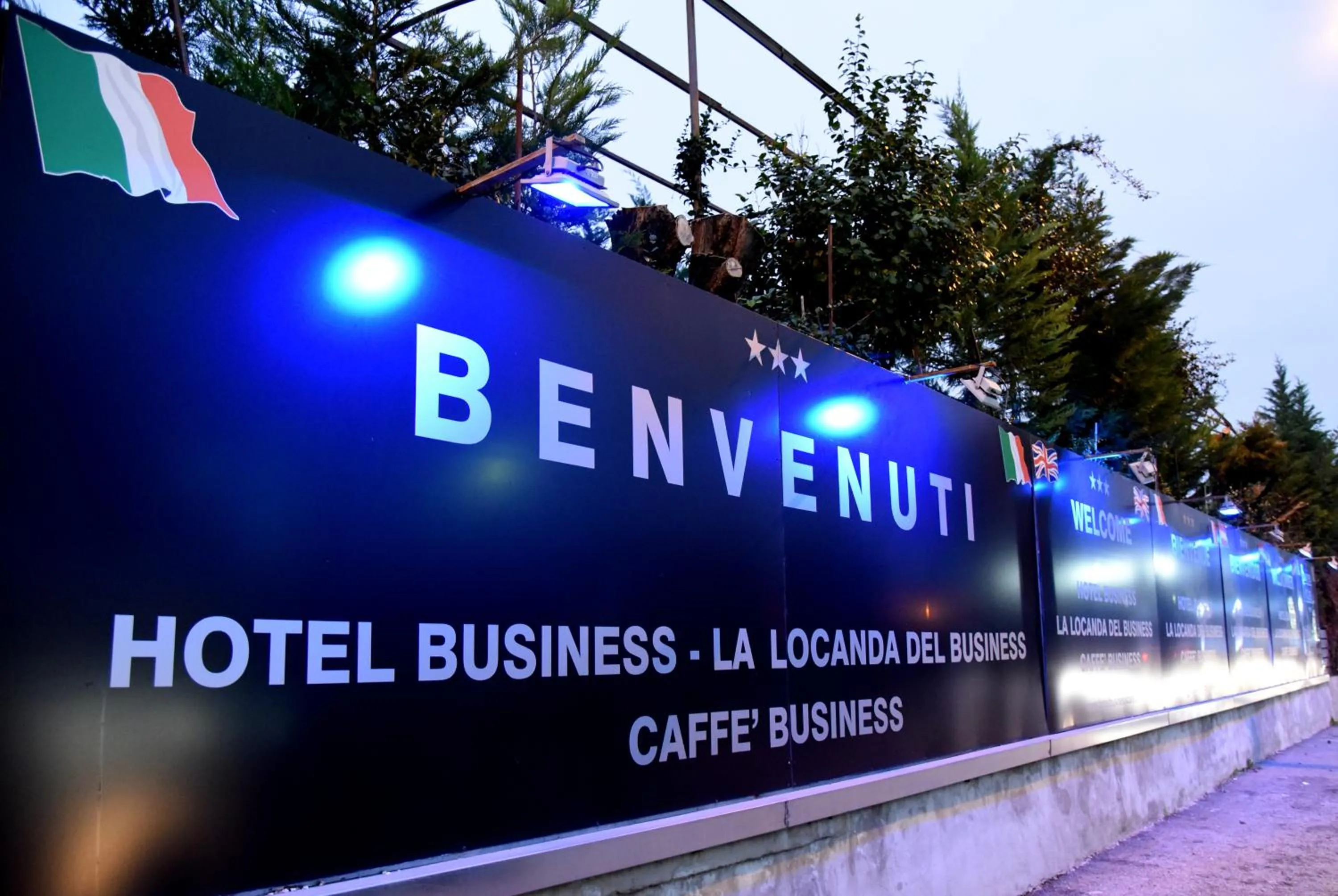 Facade/entrance in Business Hotel