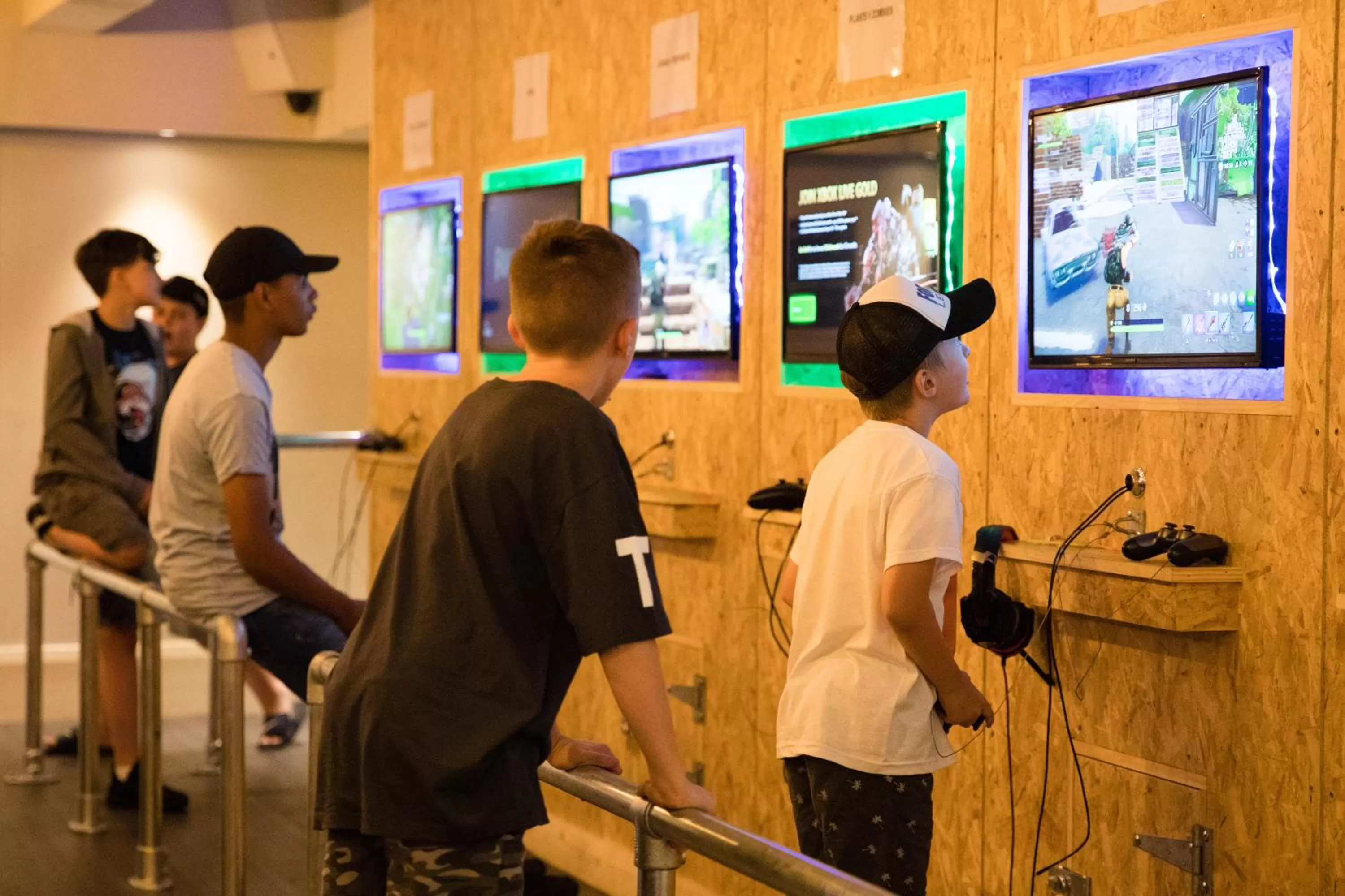 Game Room in Cliffs Hotel