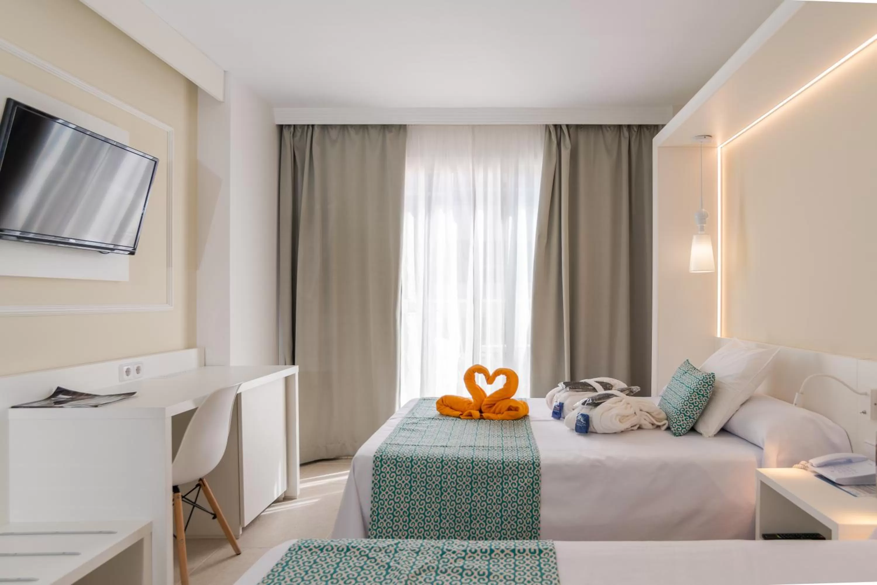 Bed in Gran Hotel Peñiscola