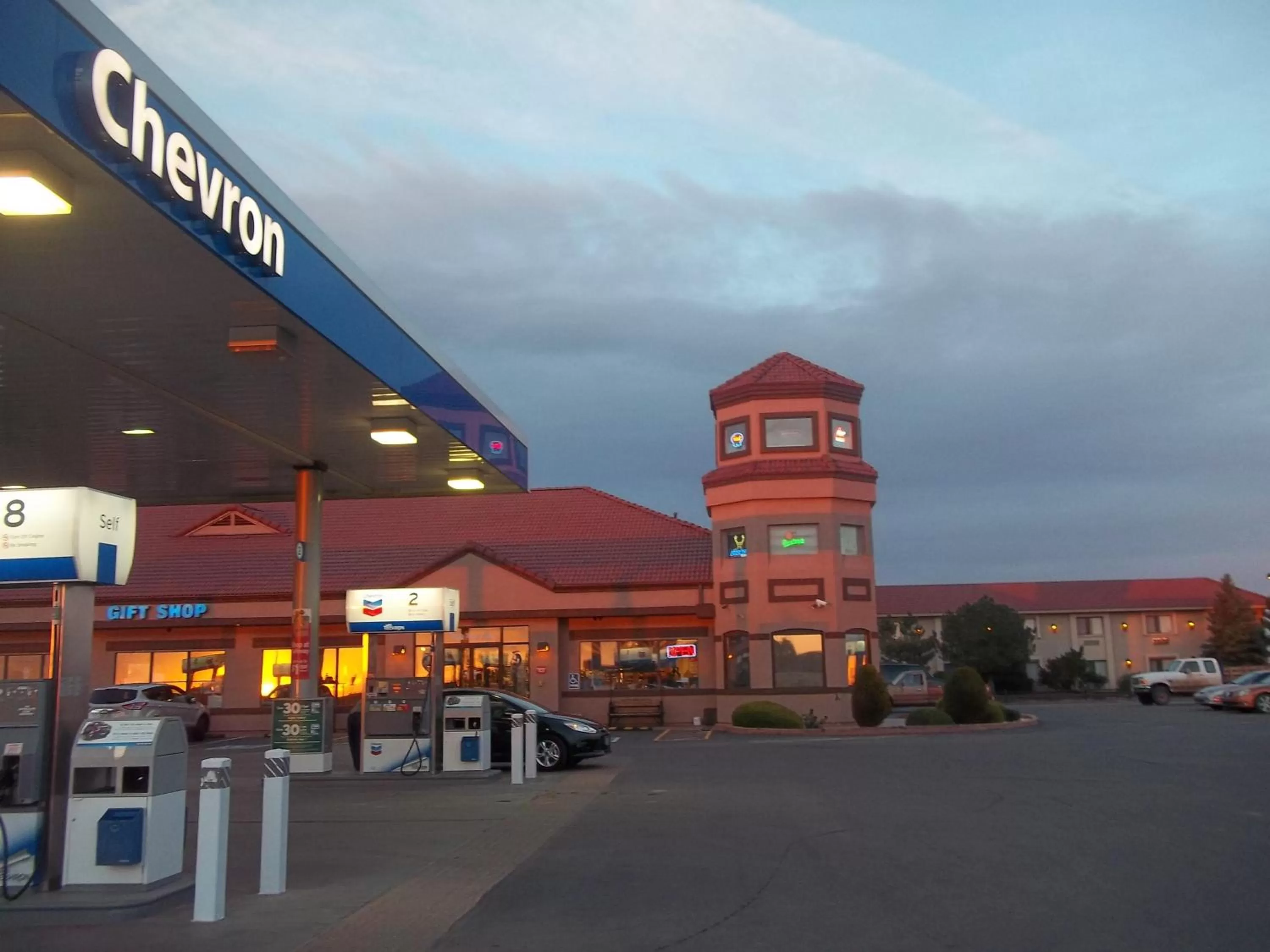 Property building in Grand Canyon Inn and Motel - South Rim Entrance