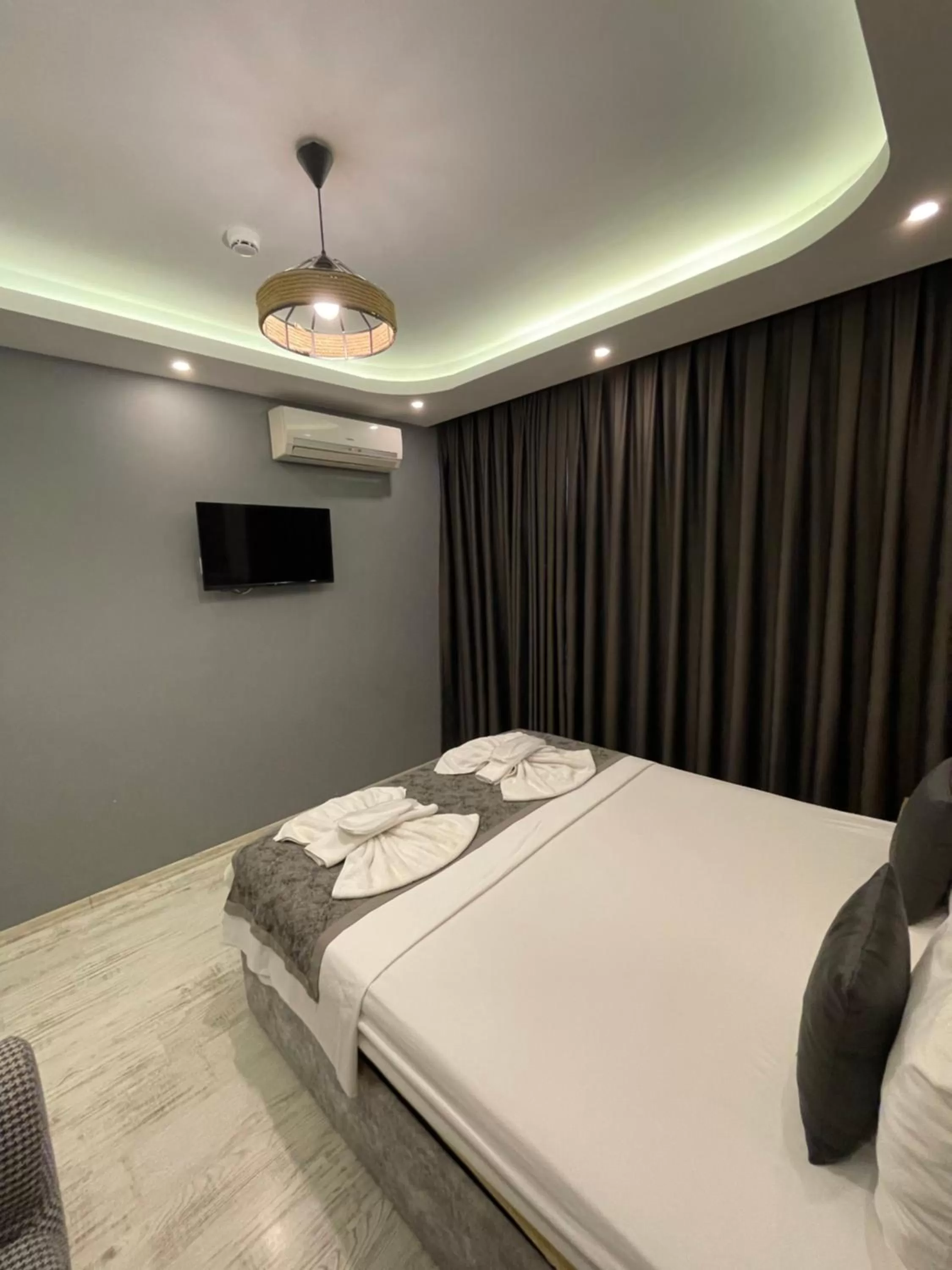 Bed in Arat Apartments