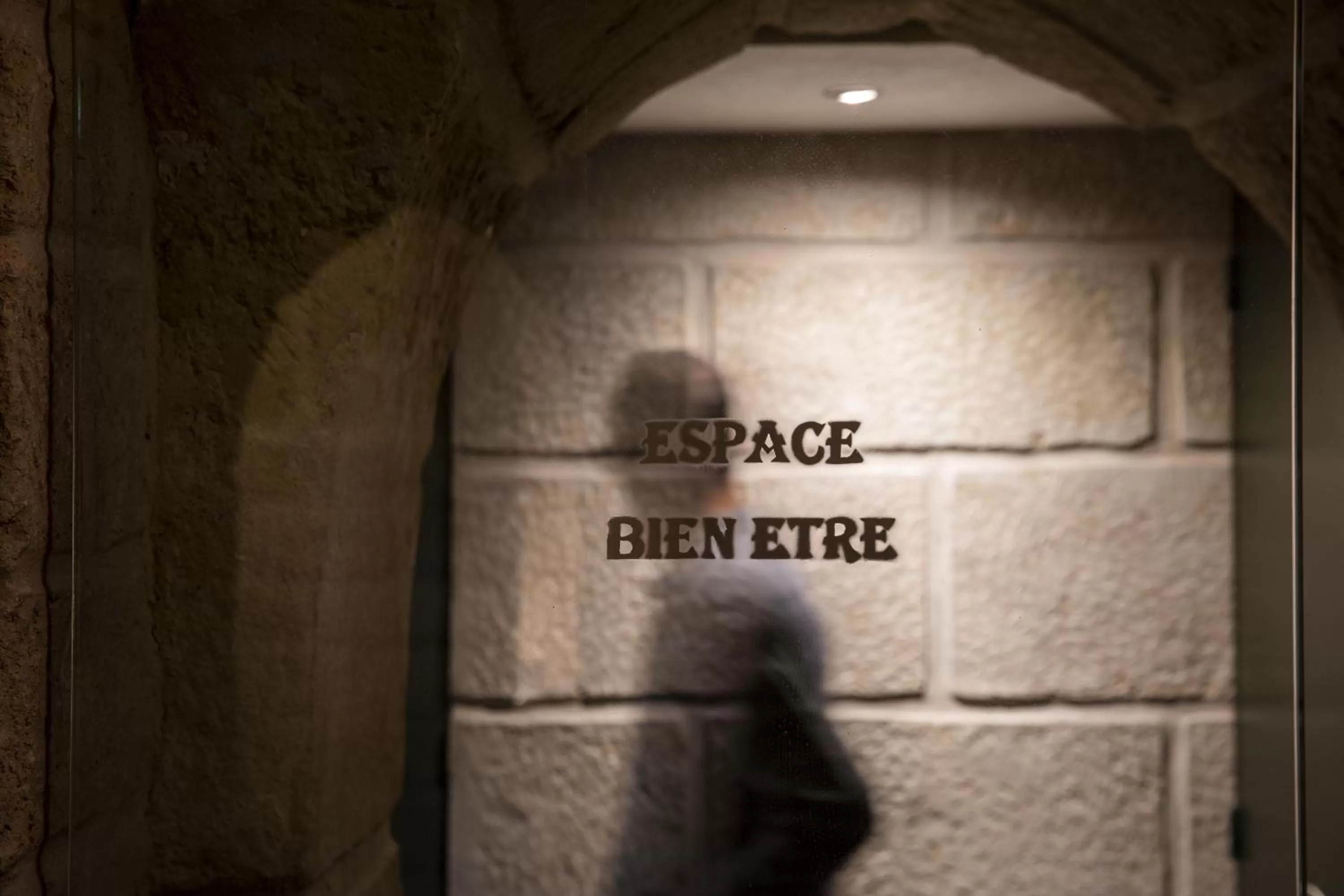 Fitness centre/facilities in Hôtel Elysées Régencia