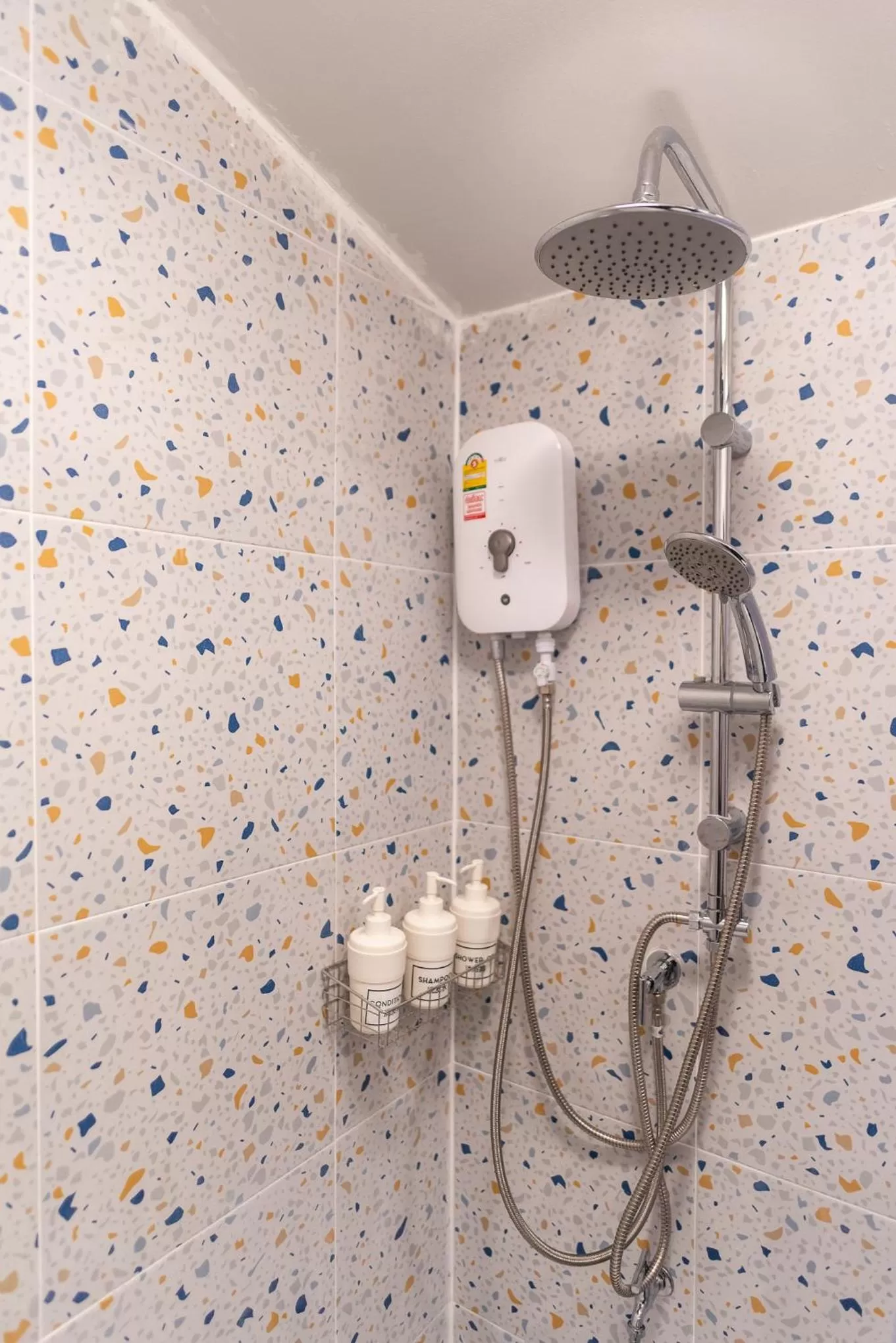 Bathroom in The Mellow Pillow Hotel @ Chiang Mai Gate