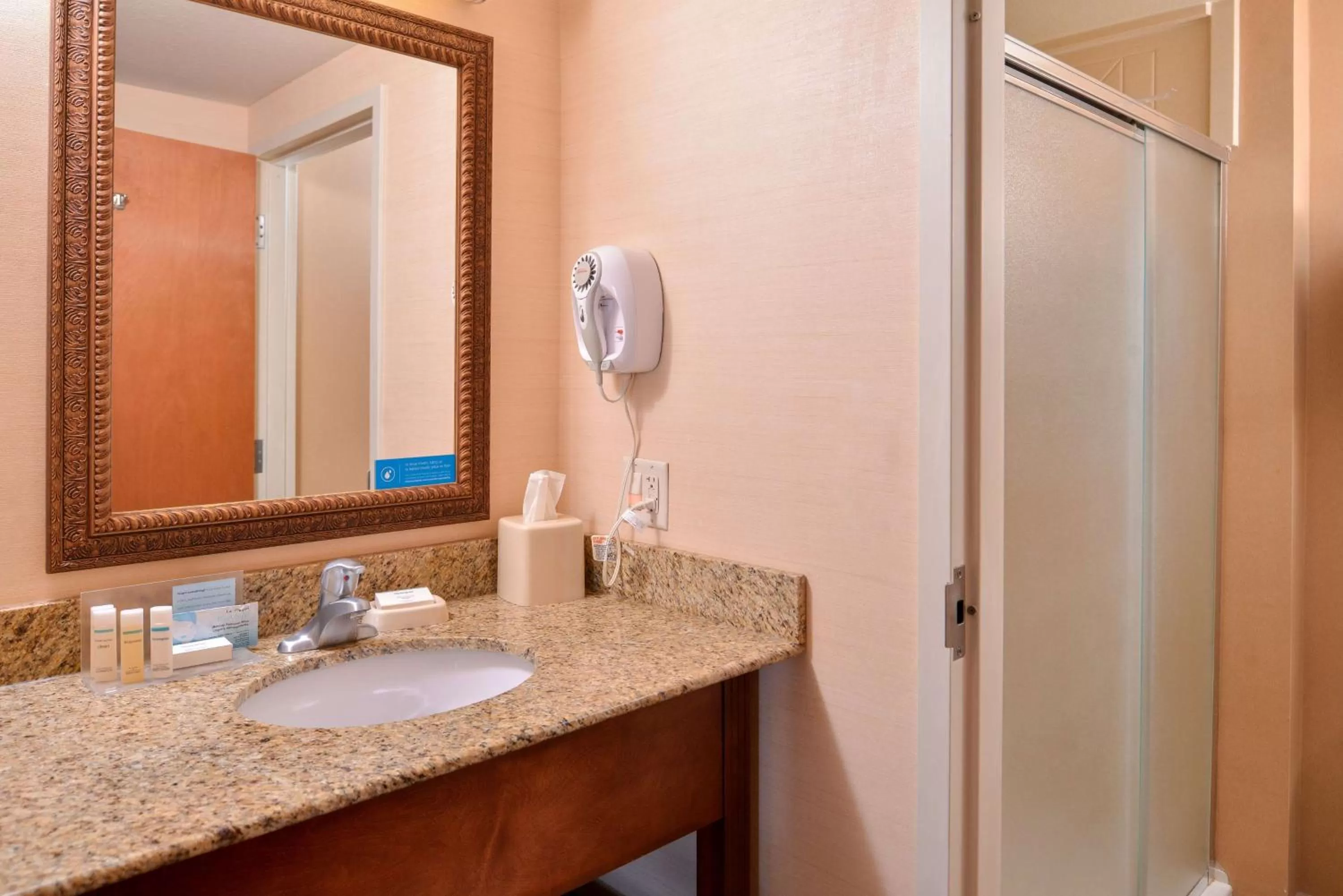 Bathroom in Hampton Inn York