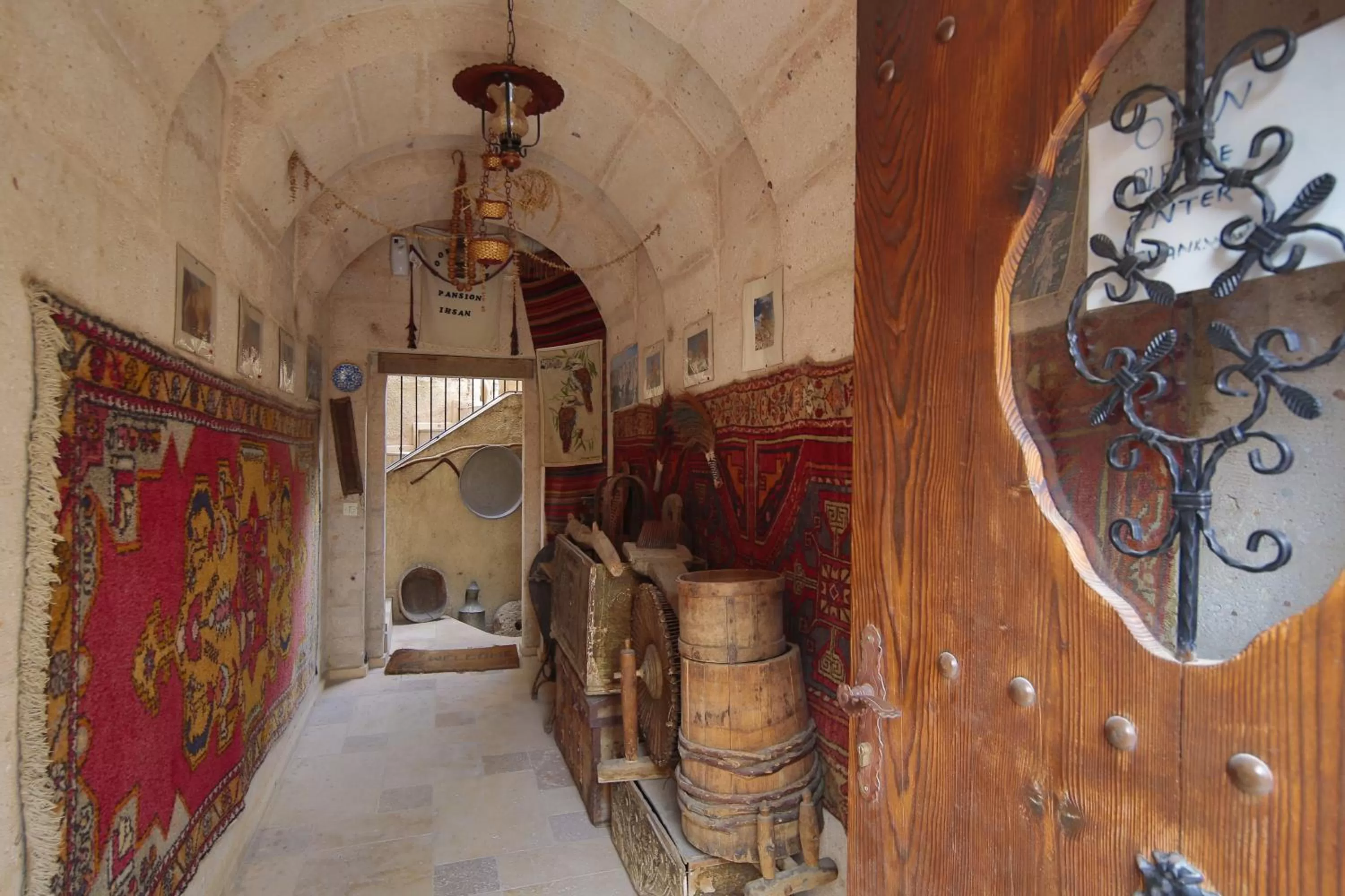 Decorative detail in Kookaburra Hotel