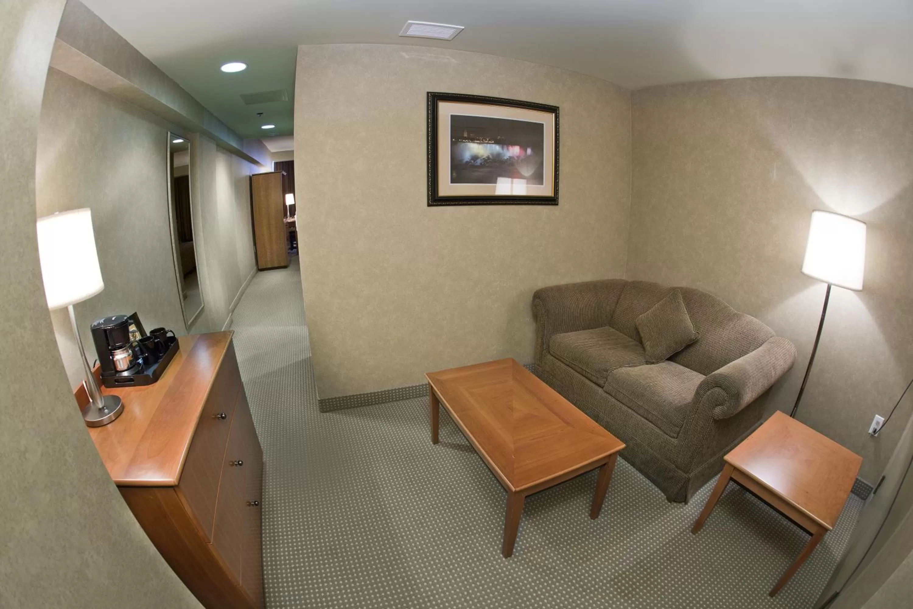Living room in The Oakes Hotel Overlooking the Falls