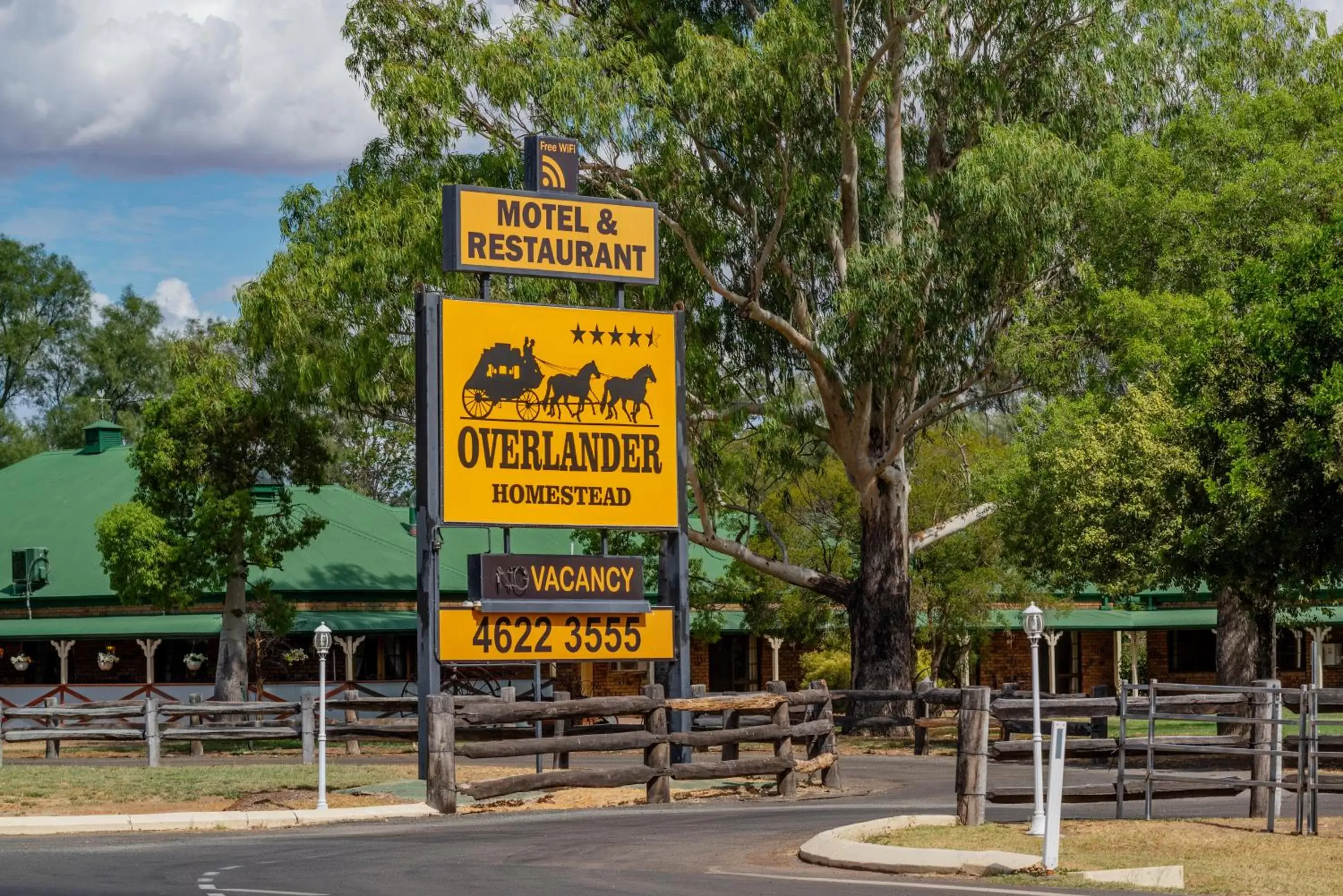 Overlander Homestead Motel Overlander Homestead Motel