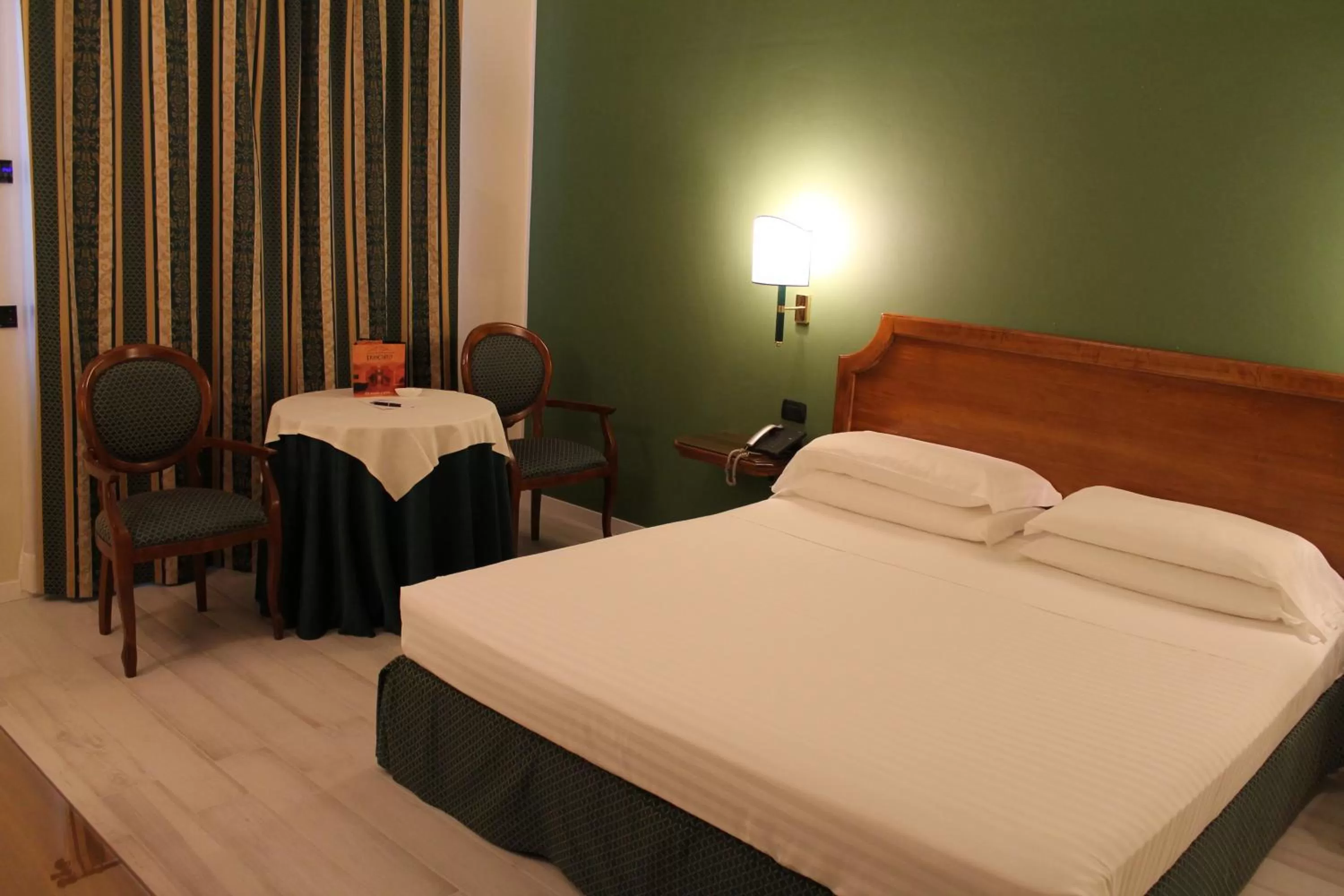 Photo of the whole room, Bed in Hotel Don Carlo