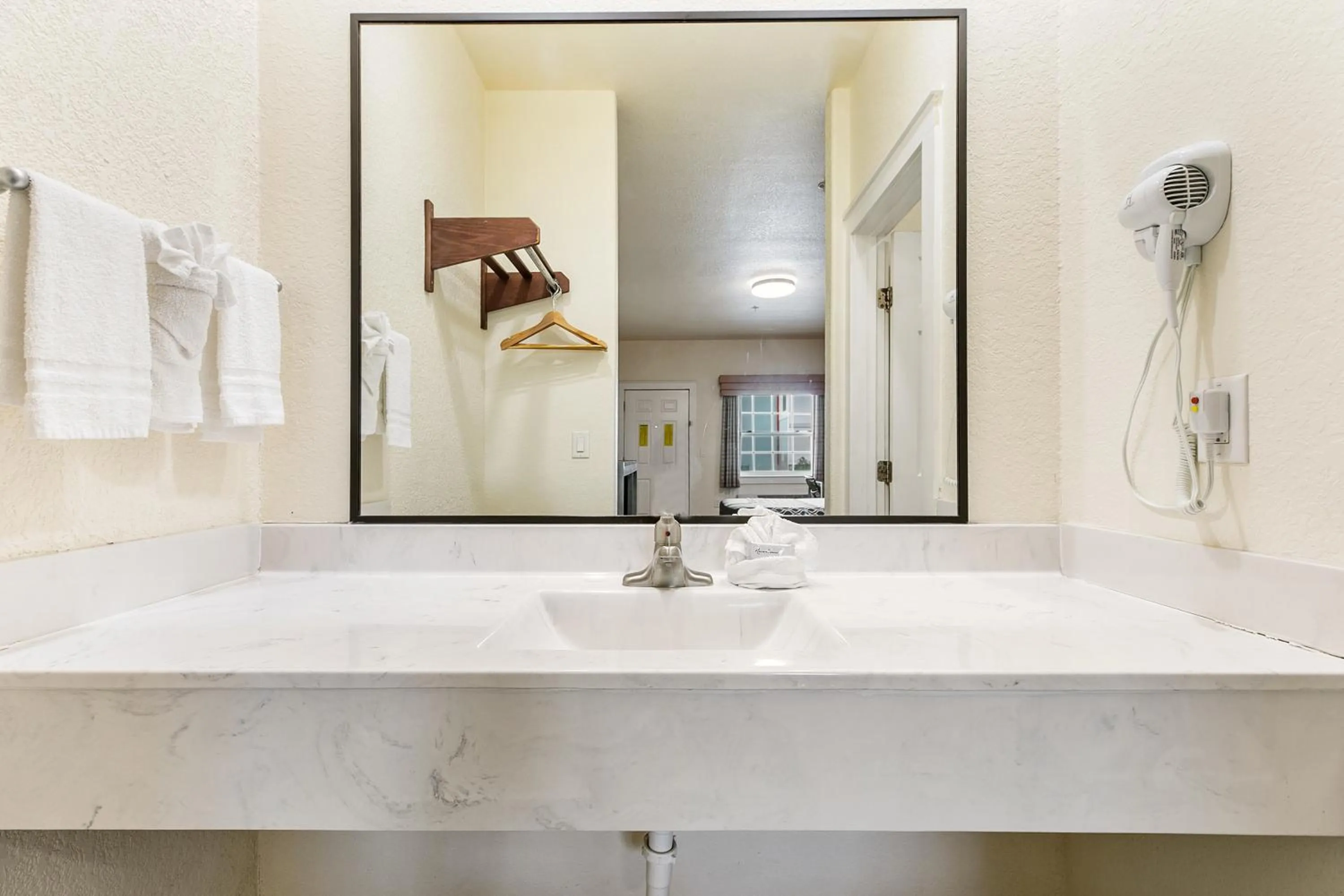 Bathroom in Lighthouse Inn