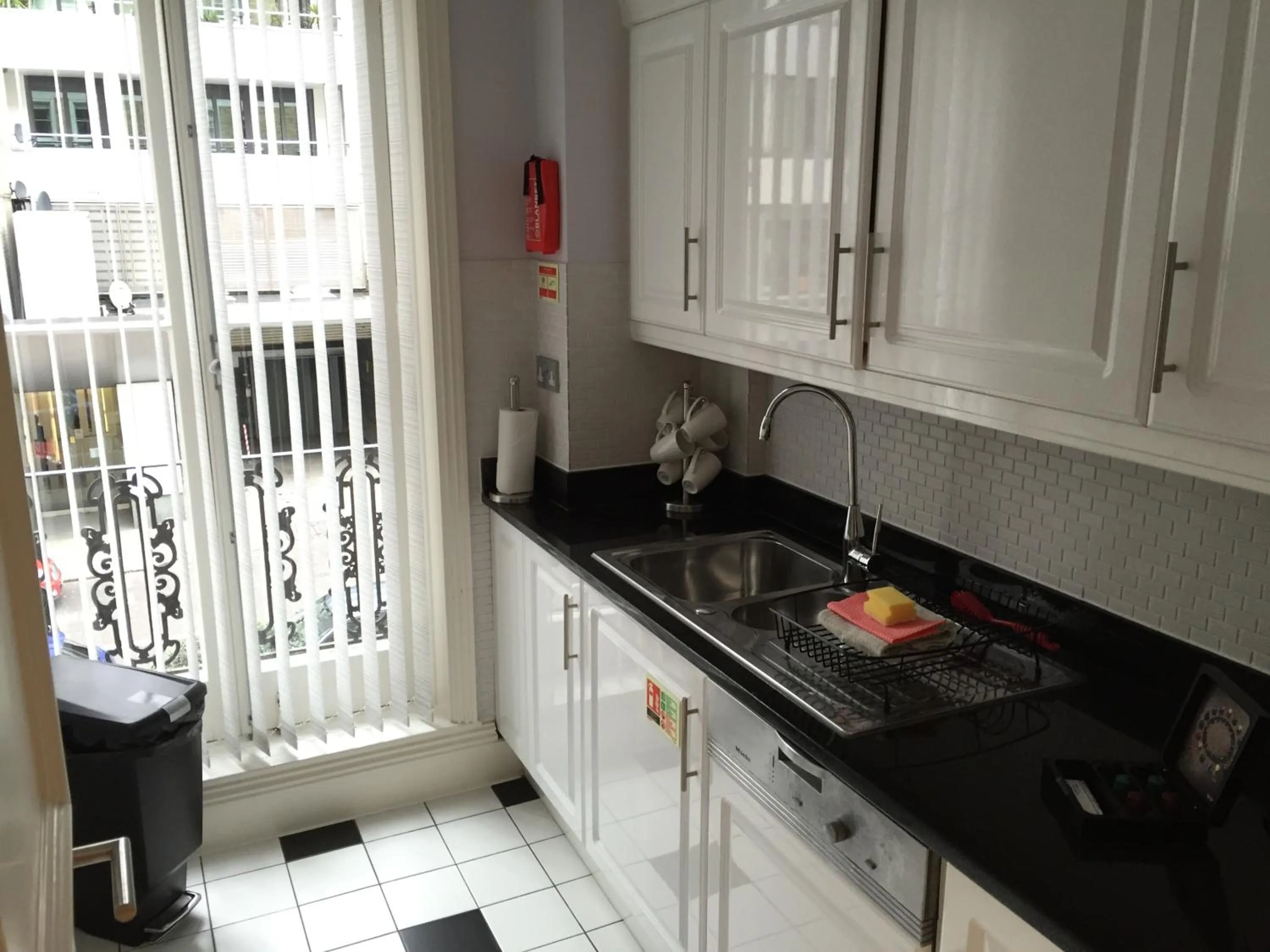 Kitchen or kitchenette in Beaufort House - Knightsbridge