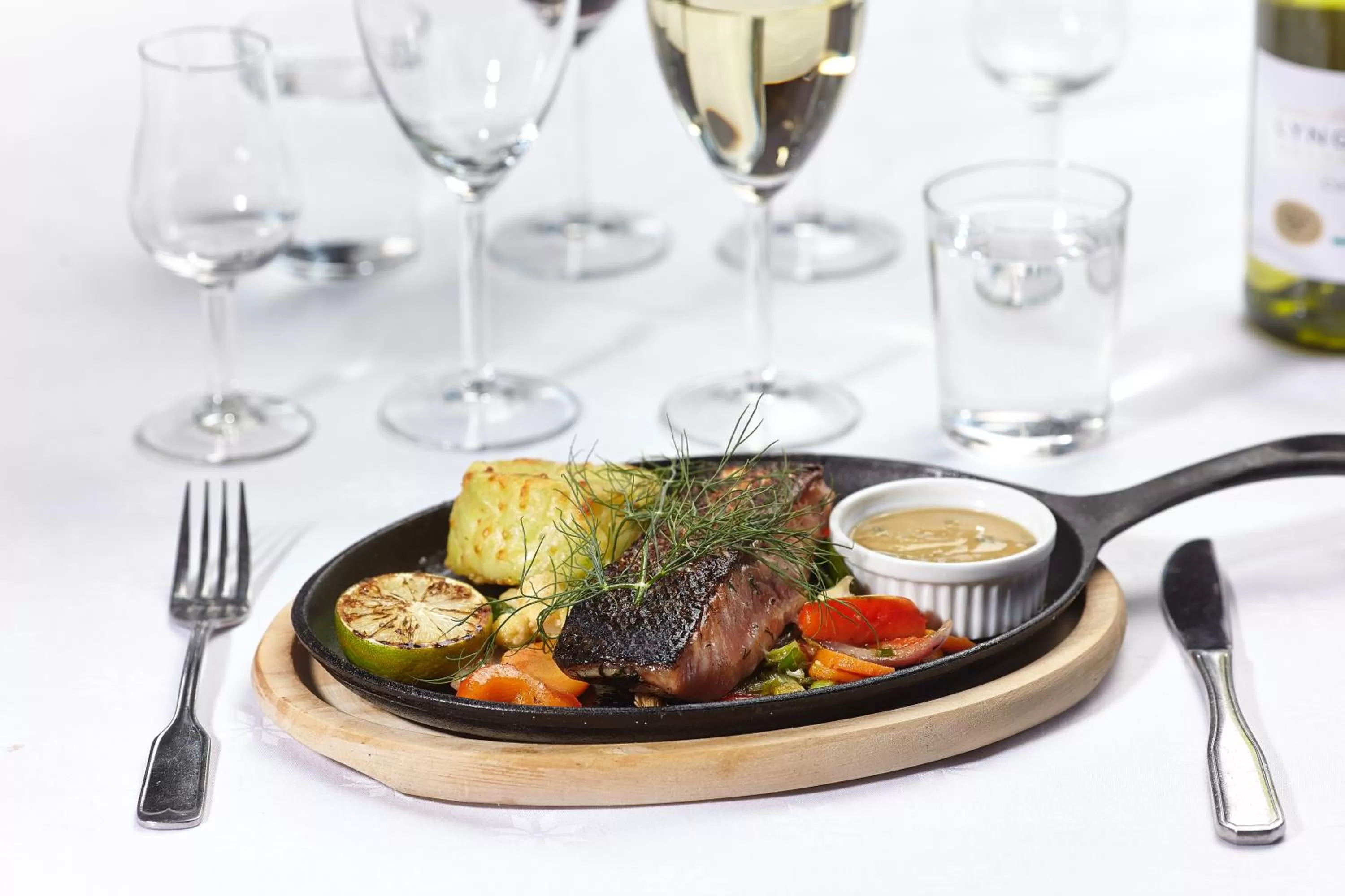 Restaurant/places to eat in Hotell Högland