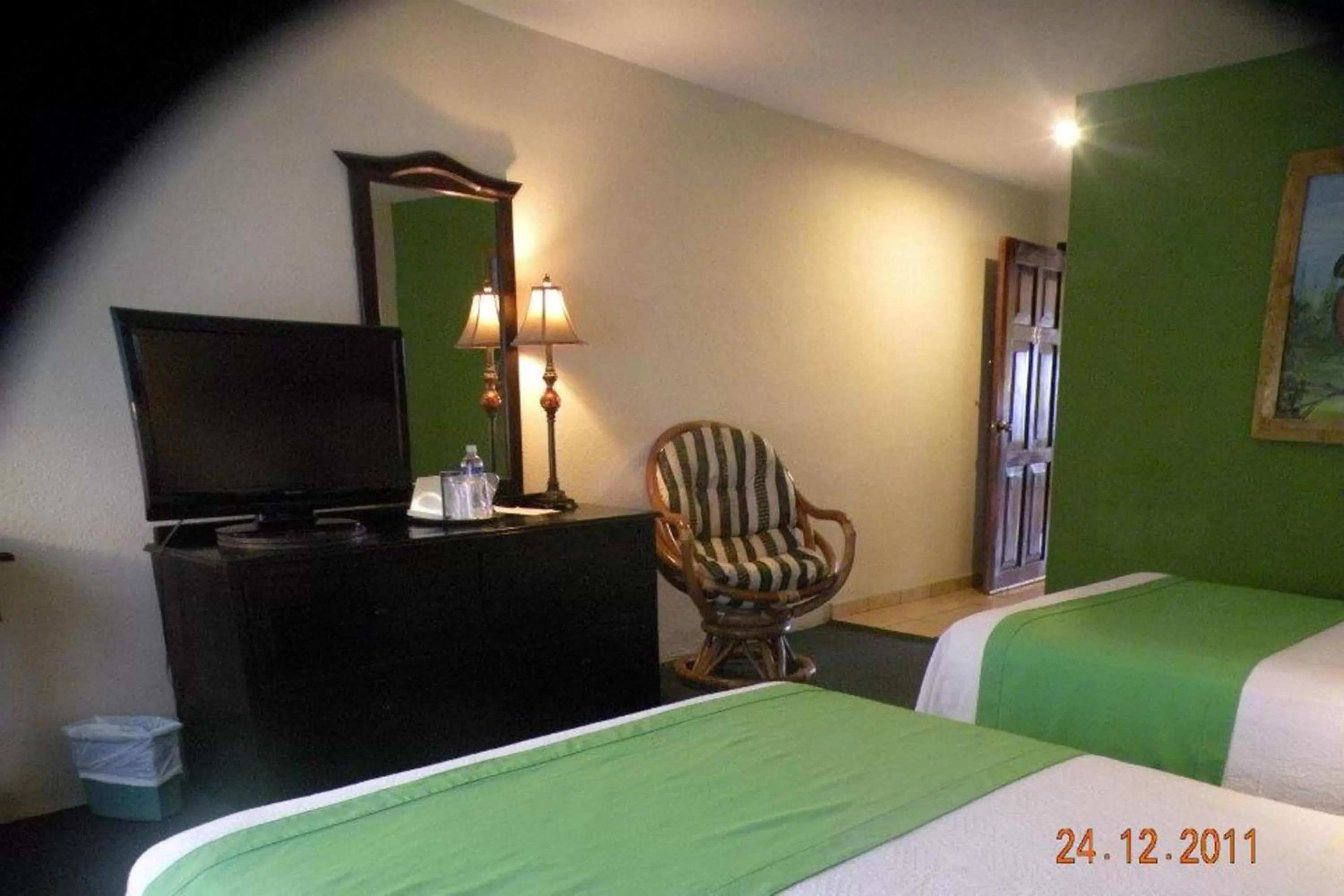 TV and multimedia, Bed in Apart Hotel La Cordillera