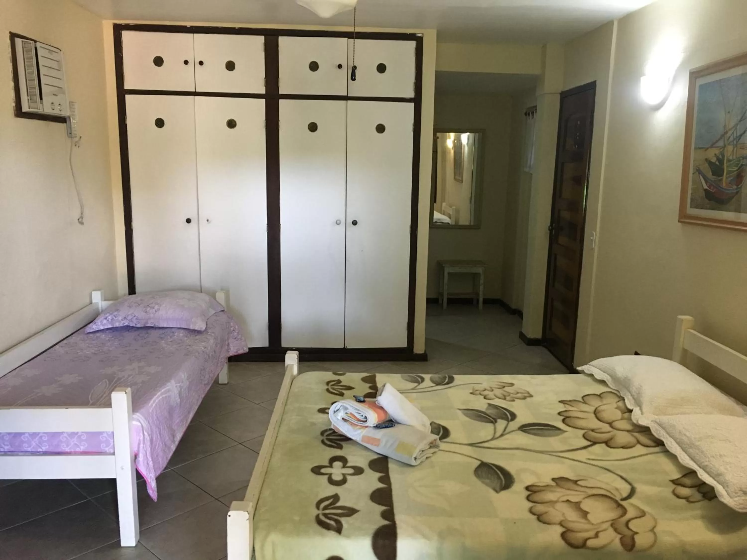 Bedroom, Bed in Pousada Saint Germain