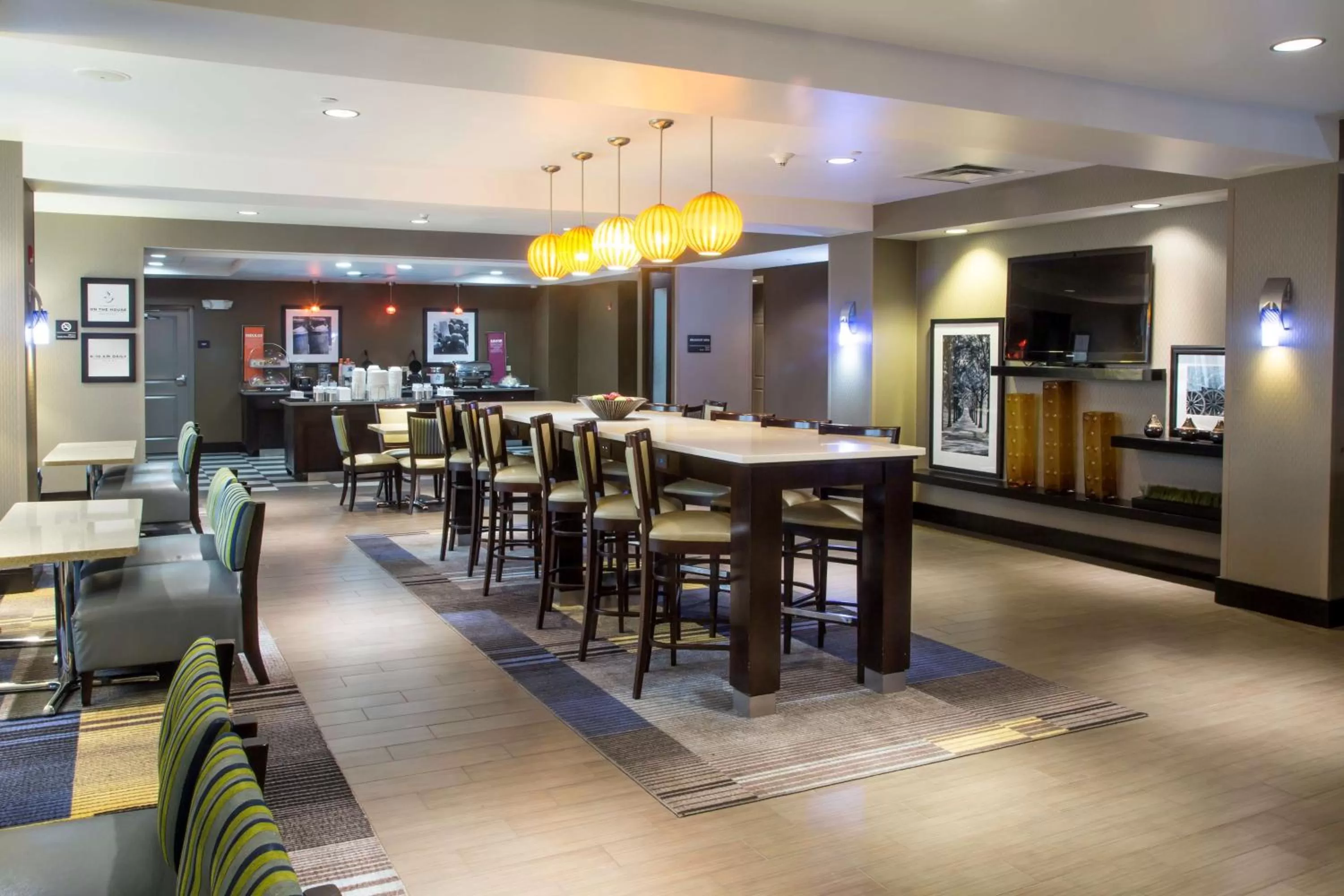 Lobby or reception in Hampton Inn Oxford/Conference Center