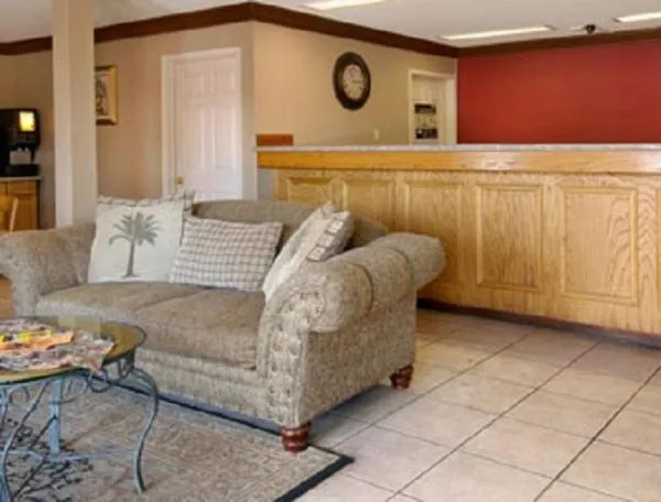 Super 8 by Wyndham Breaux Bridge