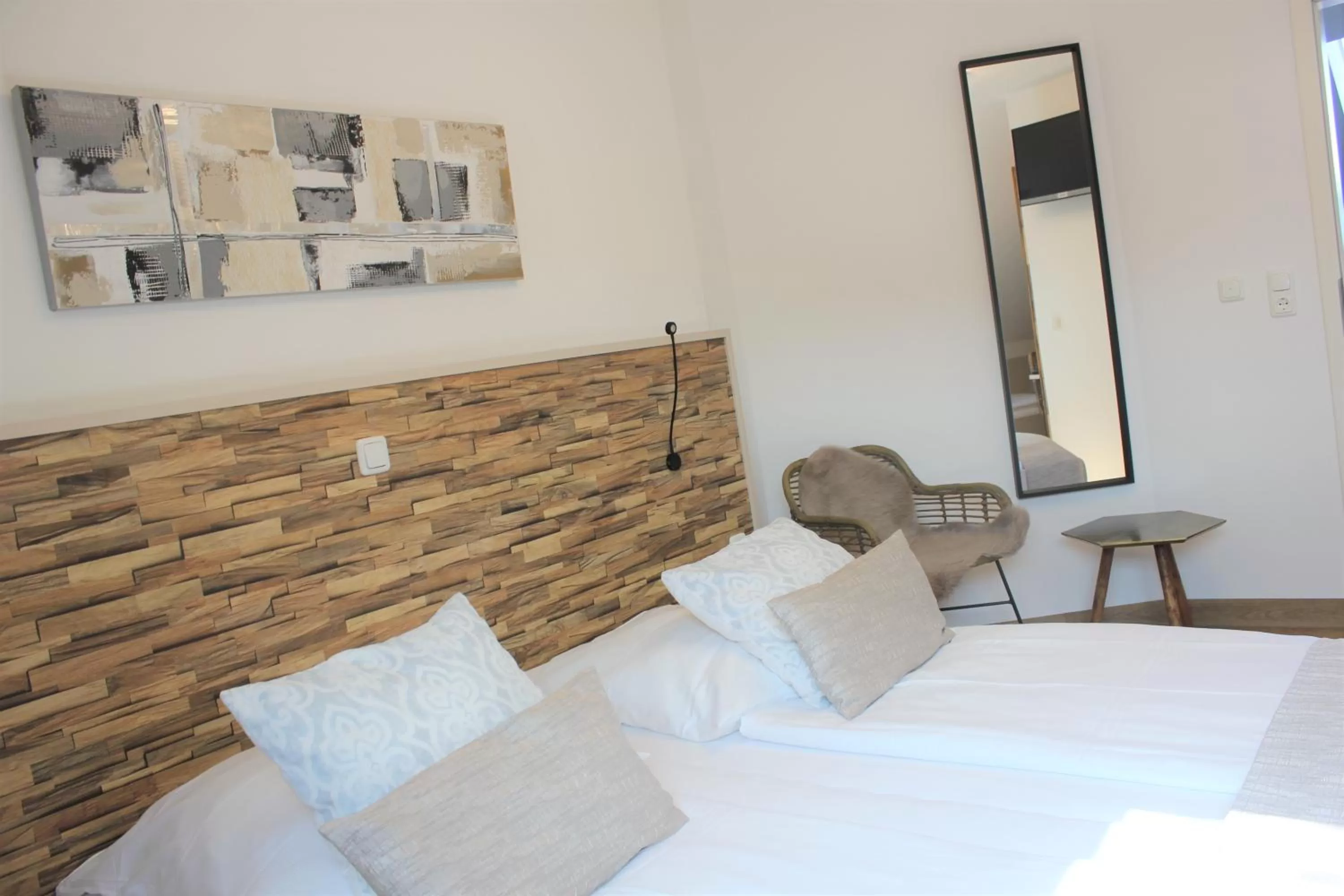 Photo of the whole room, Bed in Am Blumenhaus