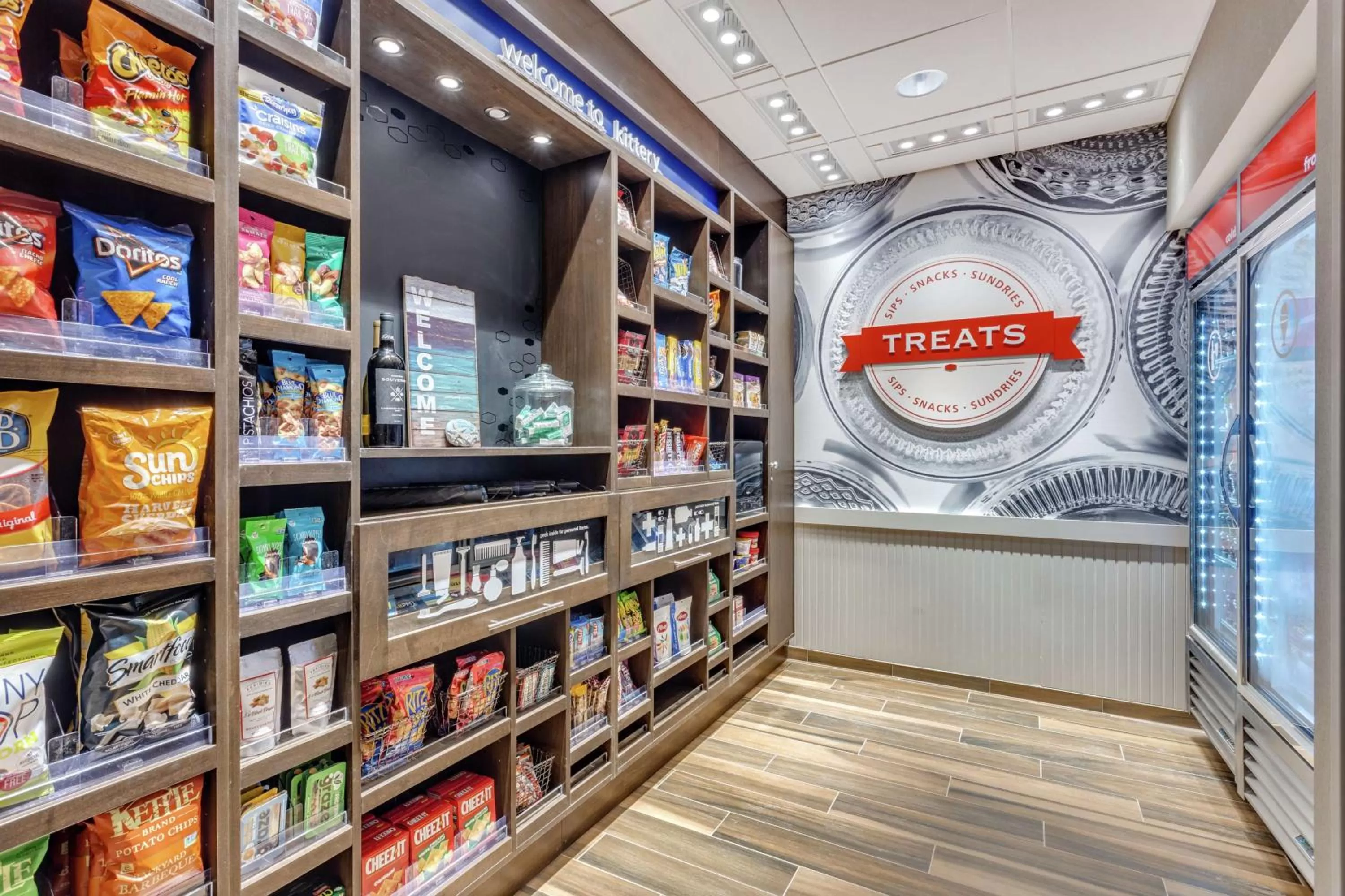 Restaurant/places to eat in Hampton Inn & Suites Kittery-Portsmouth