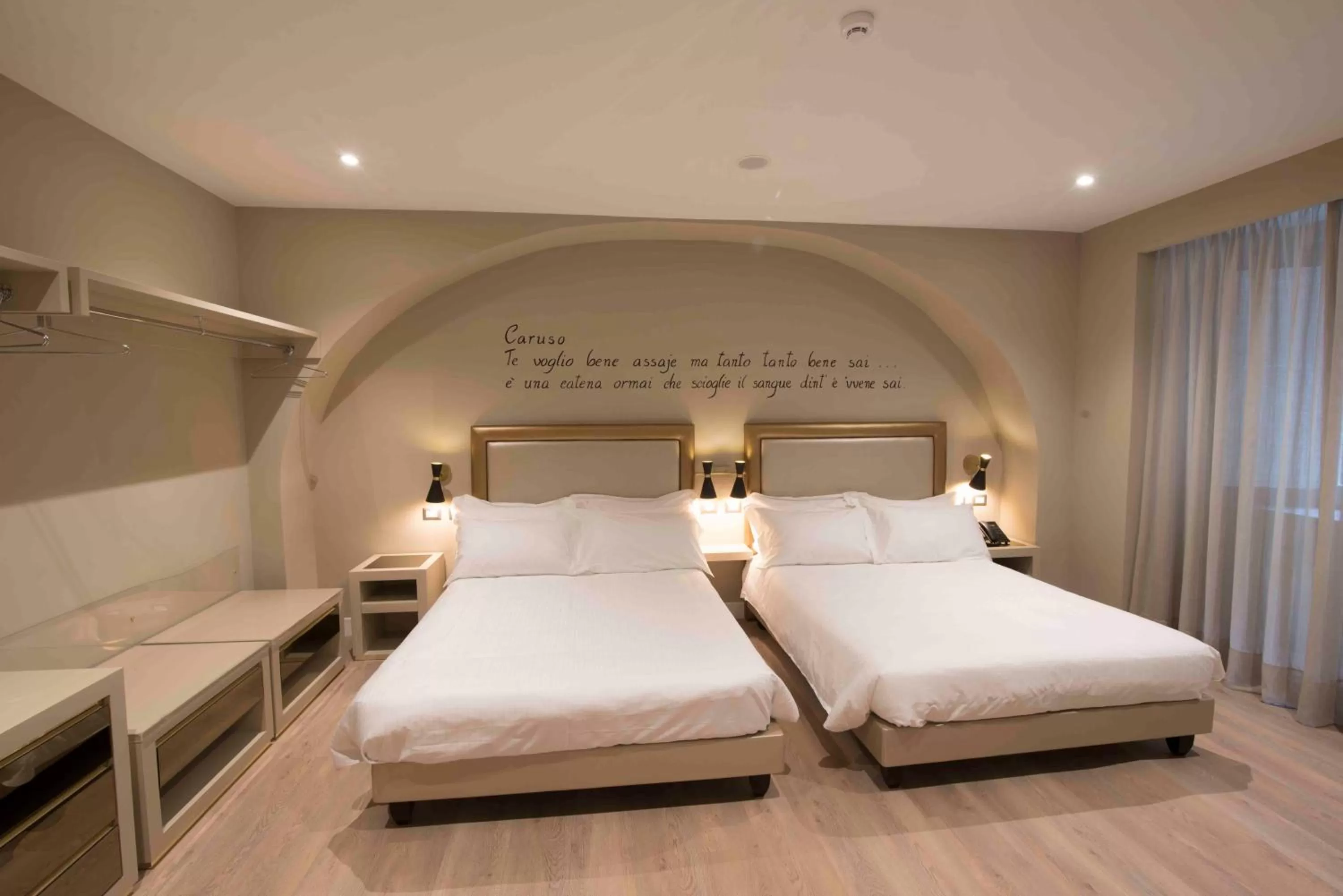 Photo of the whole room, Bed in Caruso Place Luxury Rooms & Suites