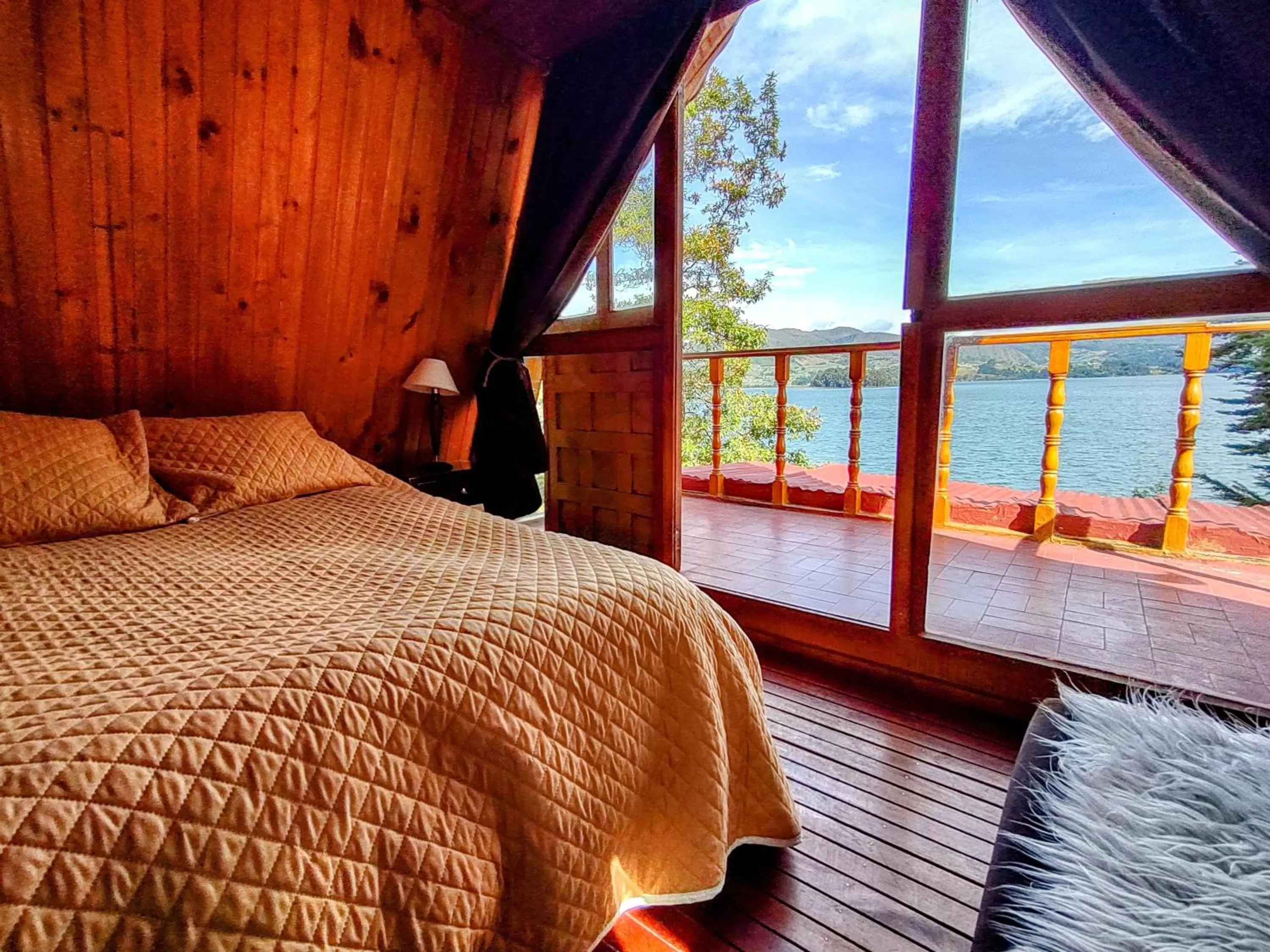 Bedroom, Bed in Refugio Génesis habitaciones Lago de Tota