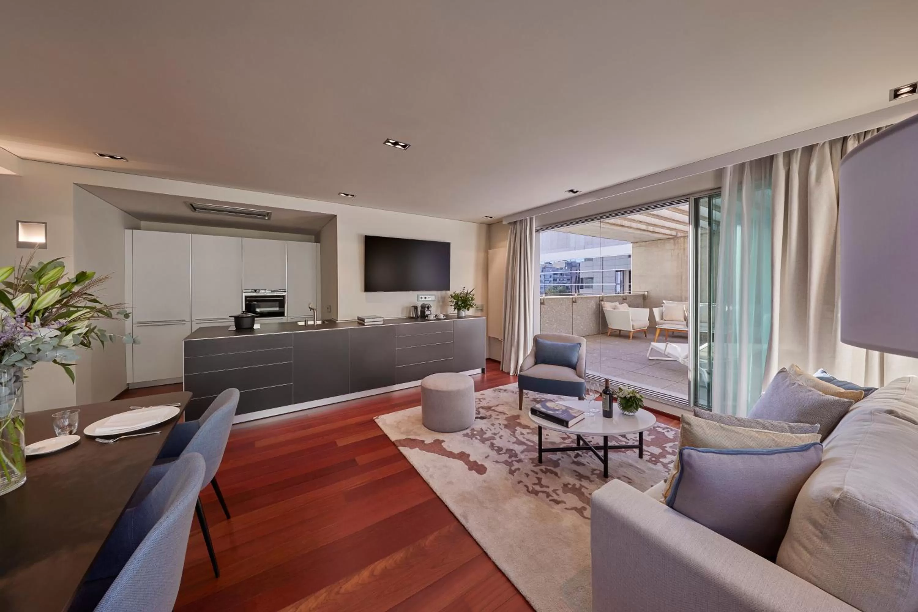 Kitchen or kitchenette in Hyatt Regency Madrid Residences