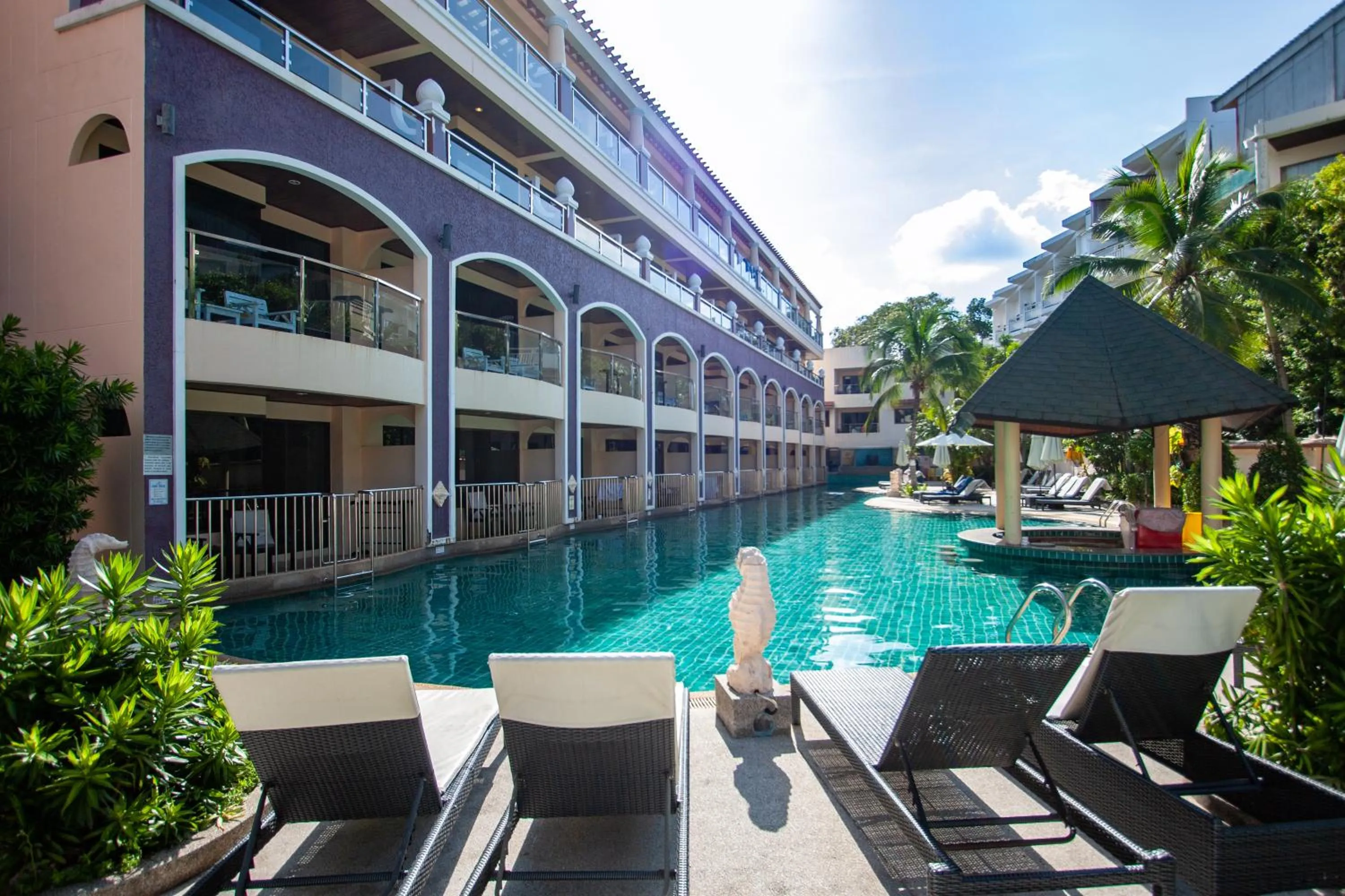 Swimming pool in Karon Sea Sands Resort-SHA PLUS