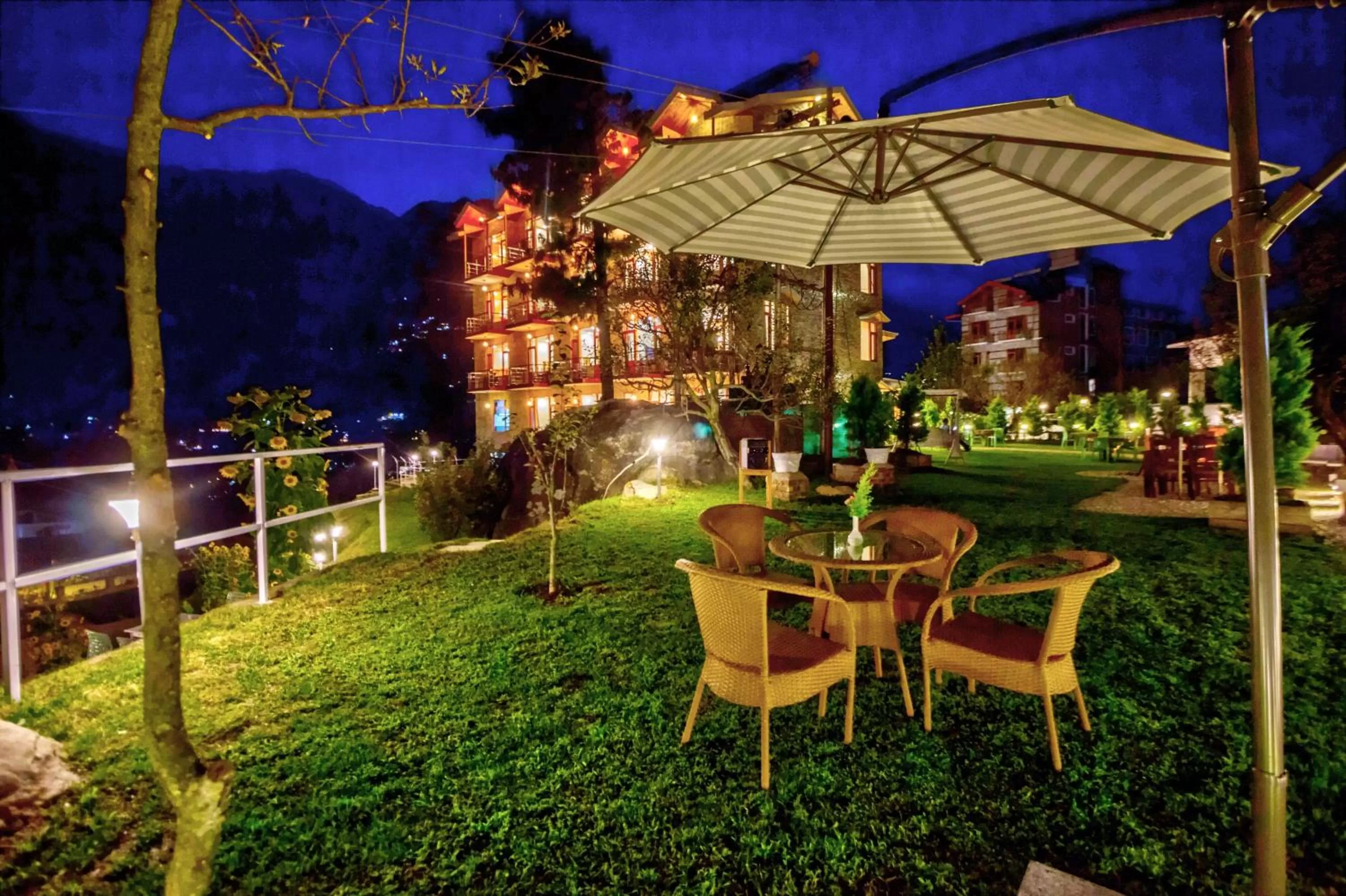 Night in Snow City's Montana Blues Resort Manali - Heated & Air-Cooled Stay