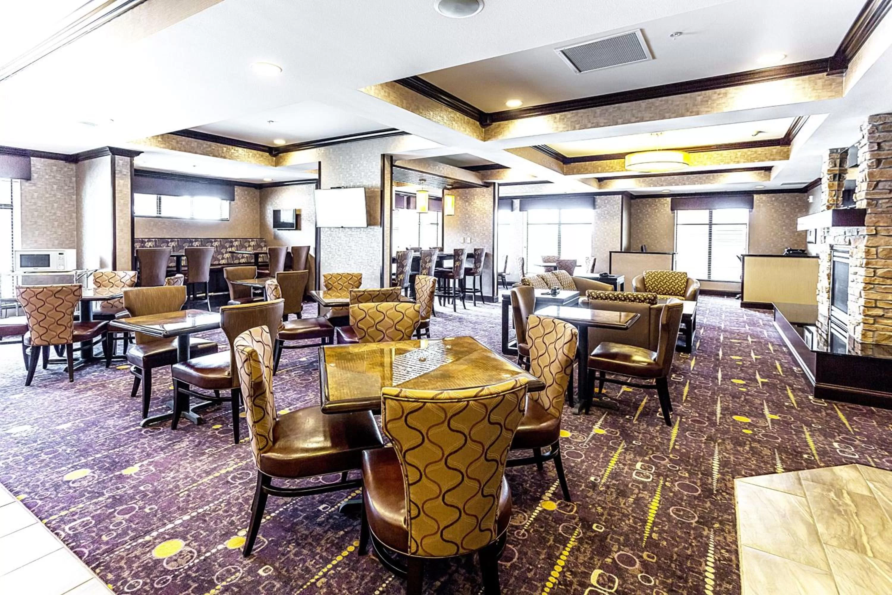 Breakfast in Holiday Inn Express Hotel & Suites Billings by IHG