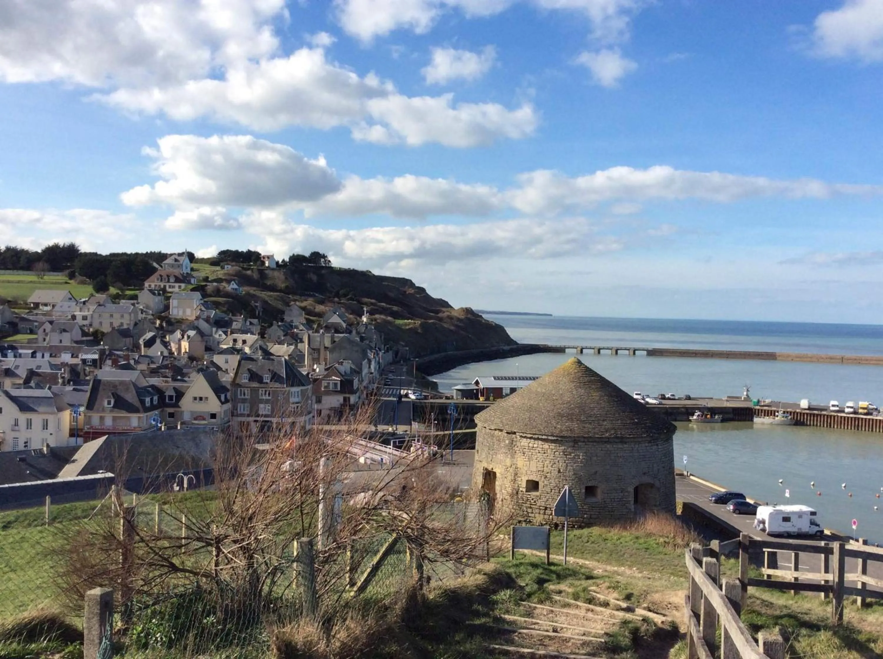 Sea view in ibis Bayeux Port En Bessin