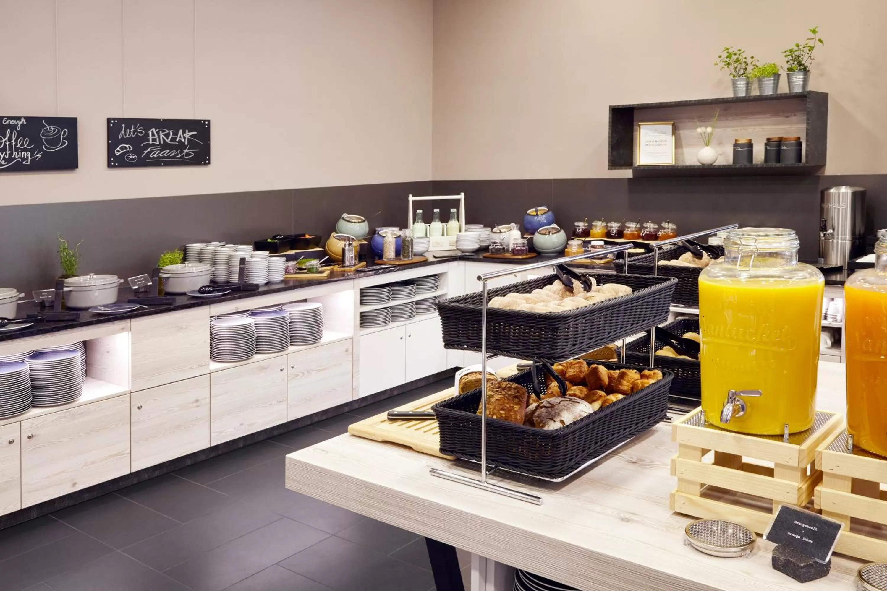 Buffet breakfast in Holiday Inn - the niu, Air Frankfurt Messe by IHG
