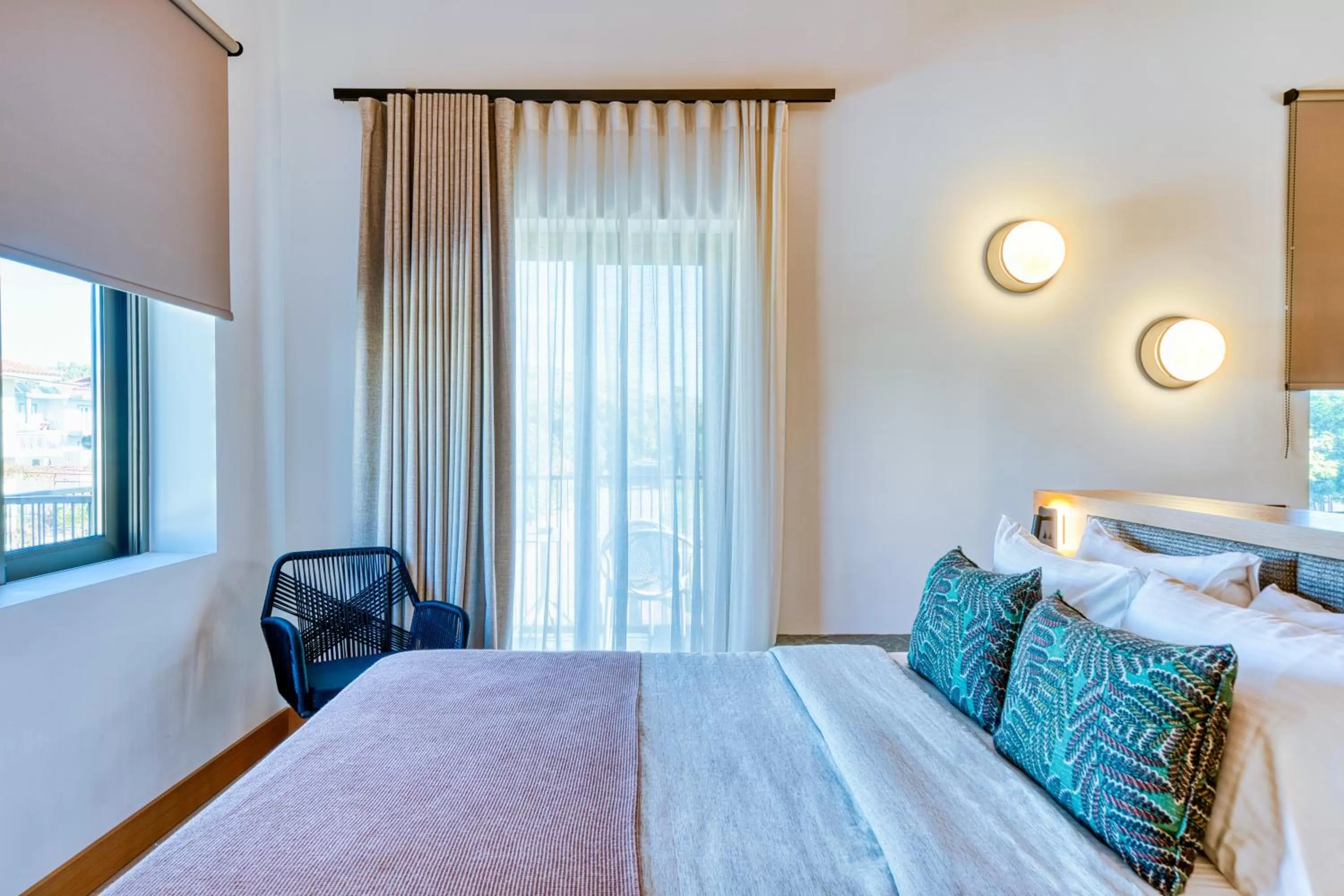 Deluxe Suite with Garden and Street View  in Capital Luxury Suites