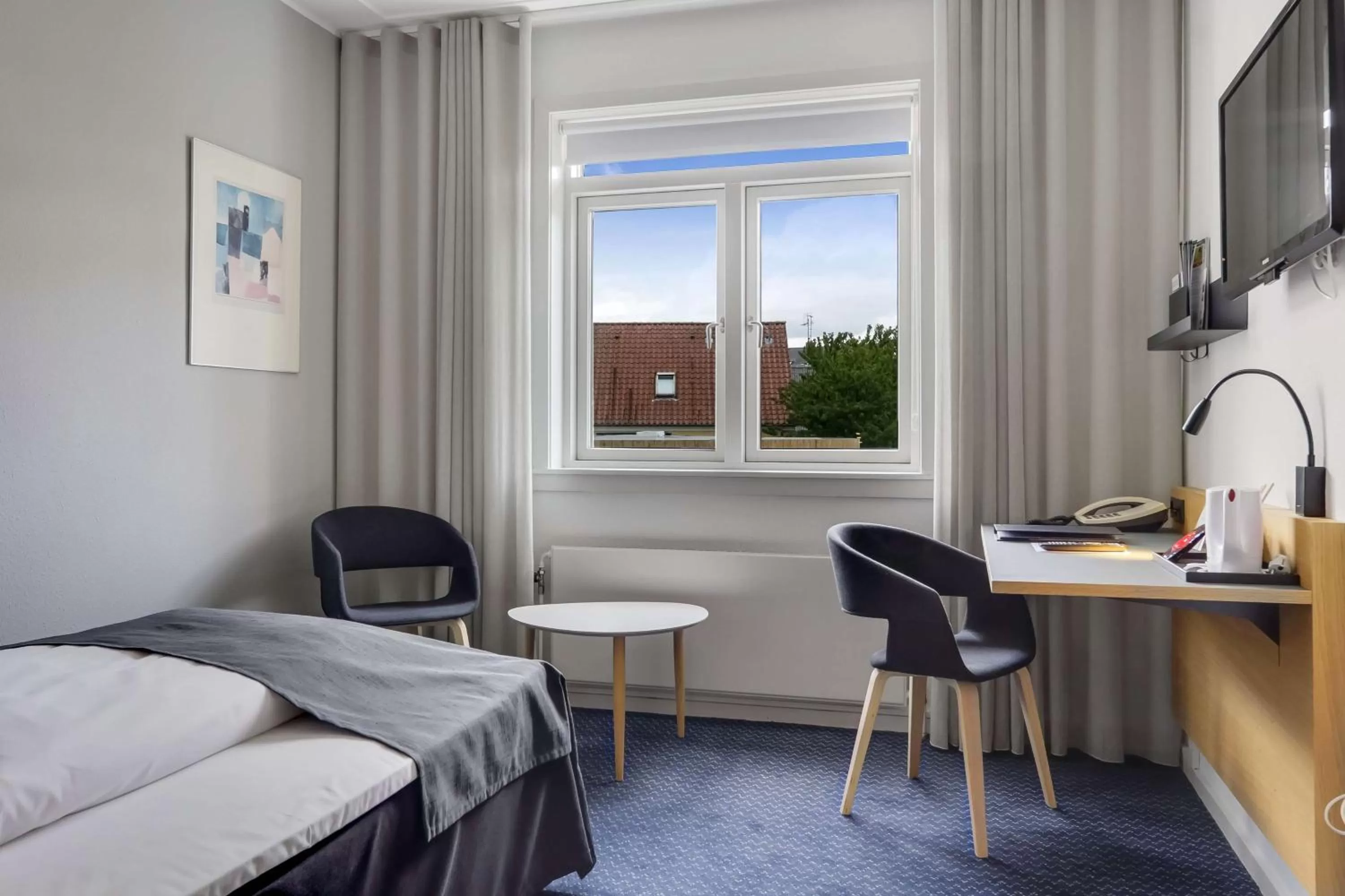 Photo of the whole room, Seating Area in Best Western Plus Hotel Svendborg