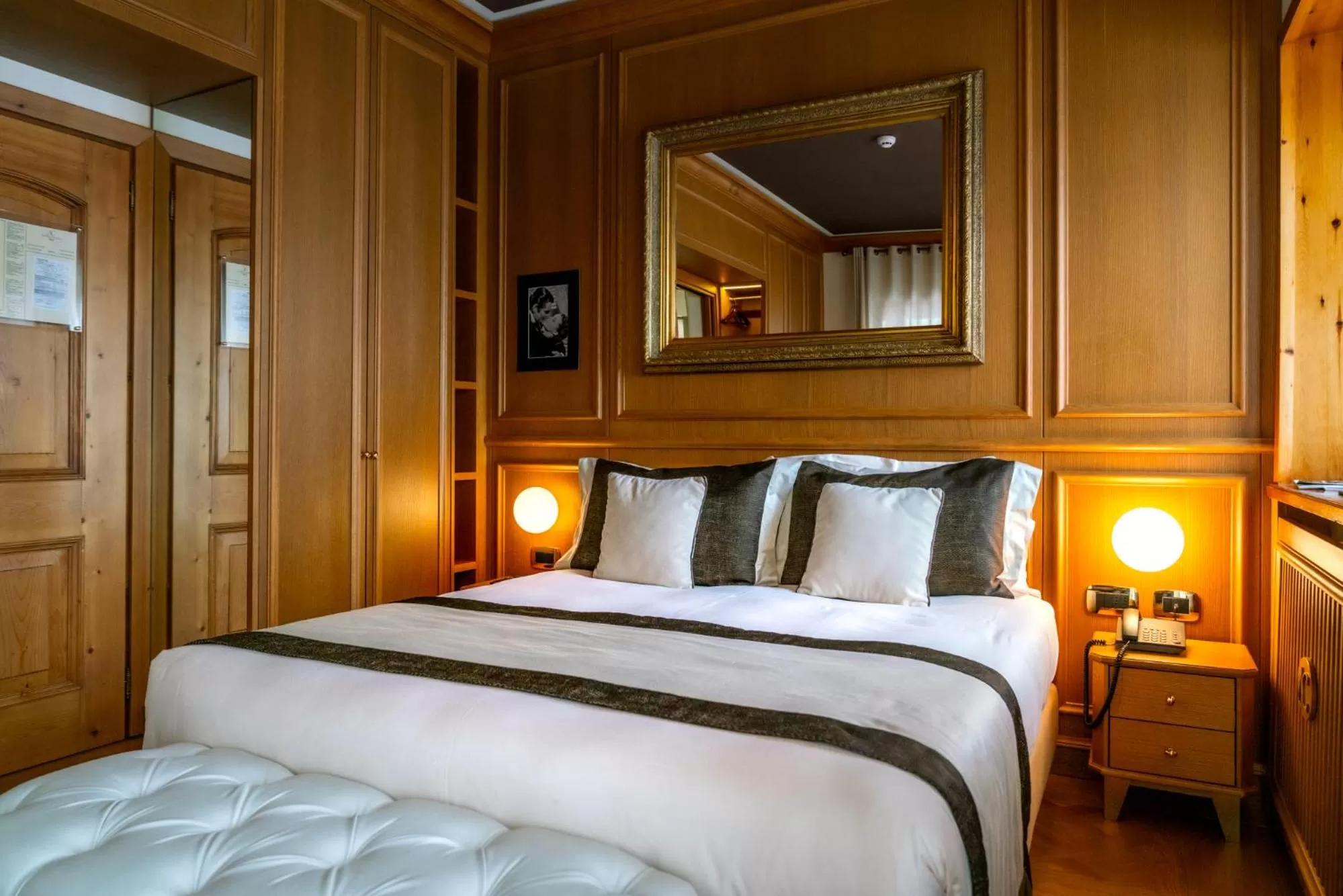 Bed in Ambra Cortina Luxury&Fashion Hotel