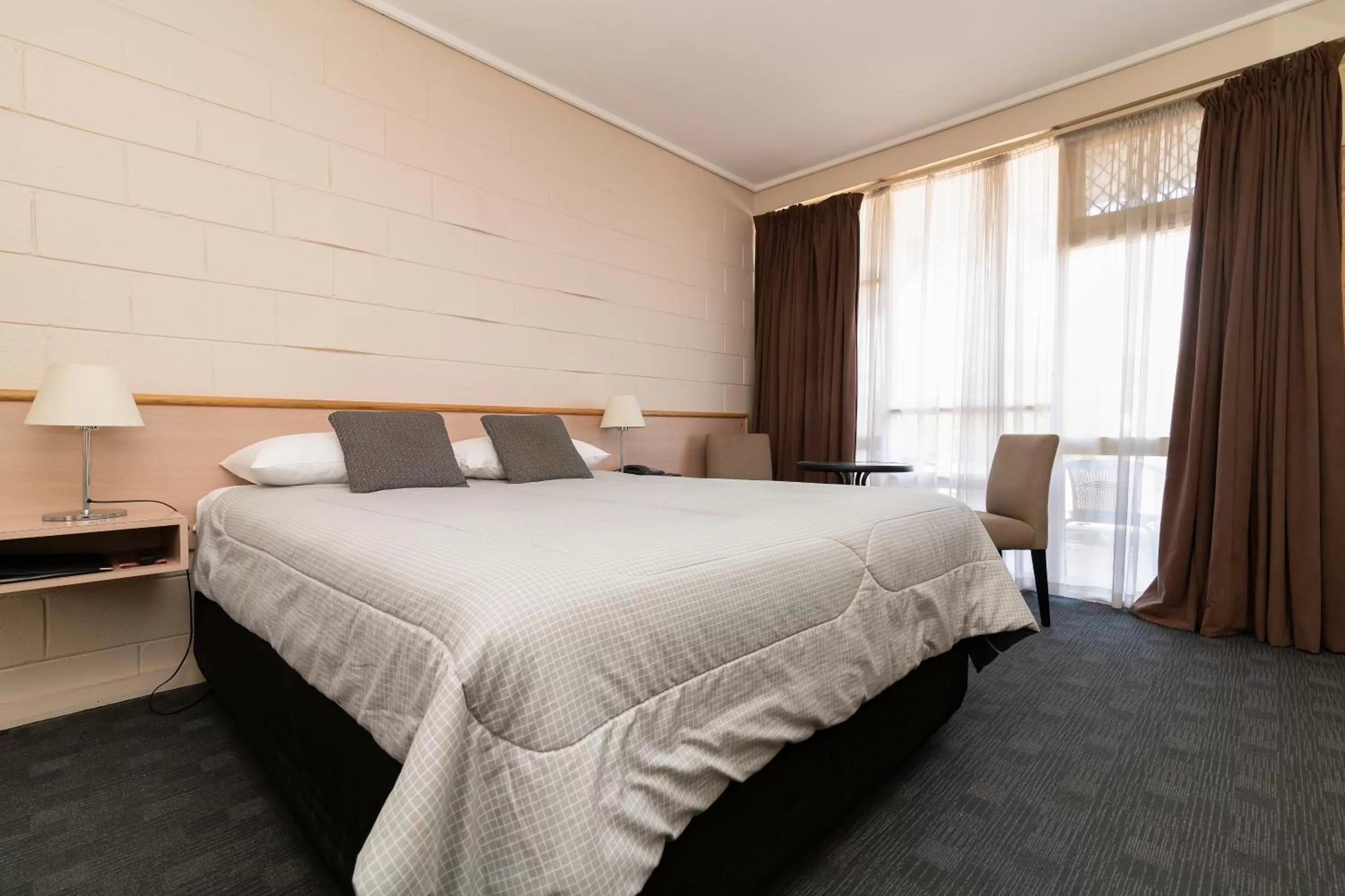 Bed in The Prince Mark Motel