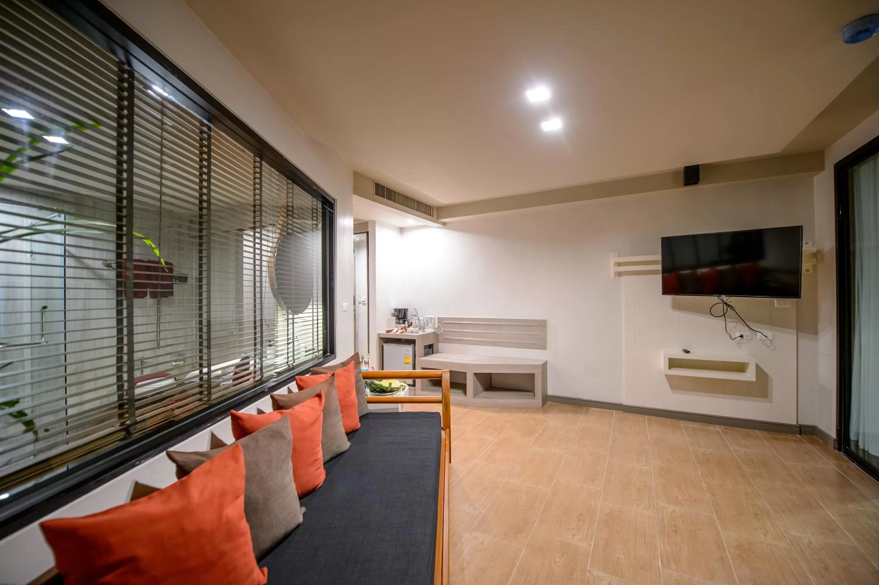 Living room in Krabi La Playa Resort