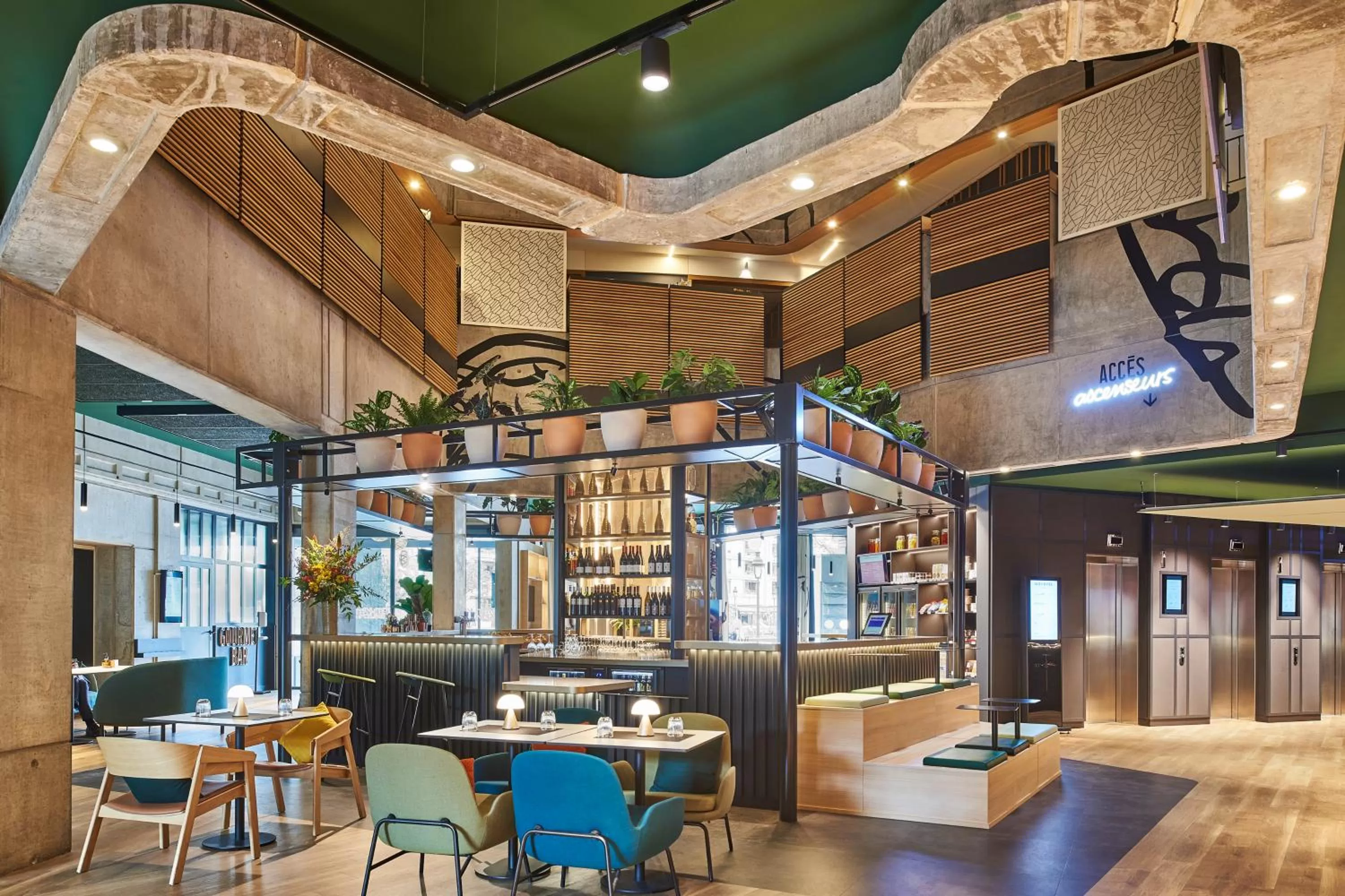 Restaurant/places to eat in Novotel Paris Gare De Lyon