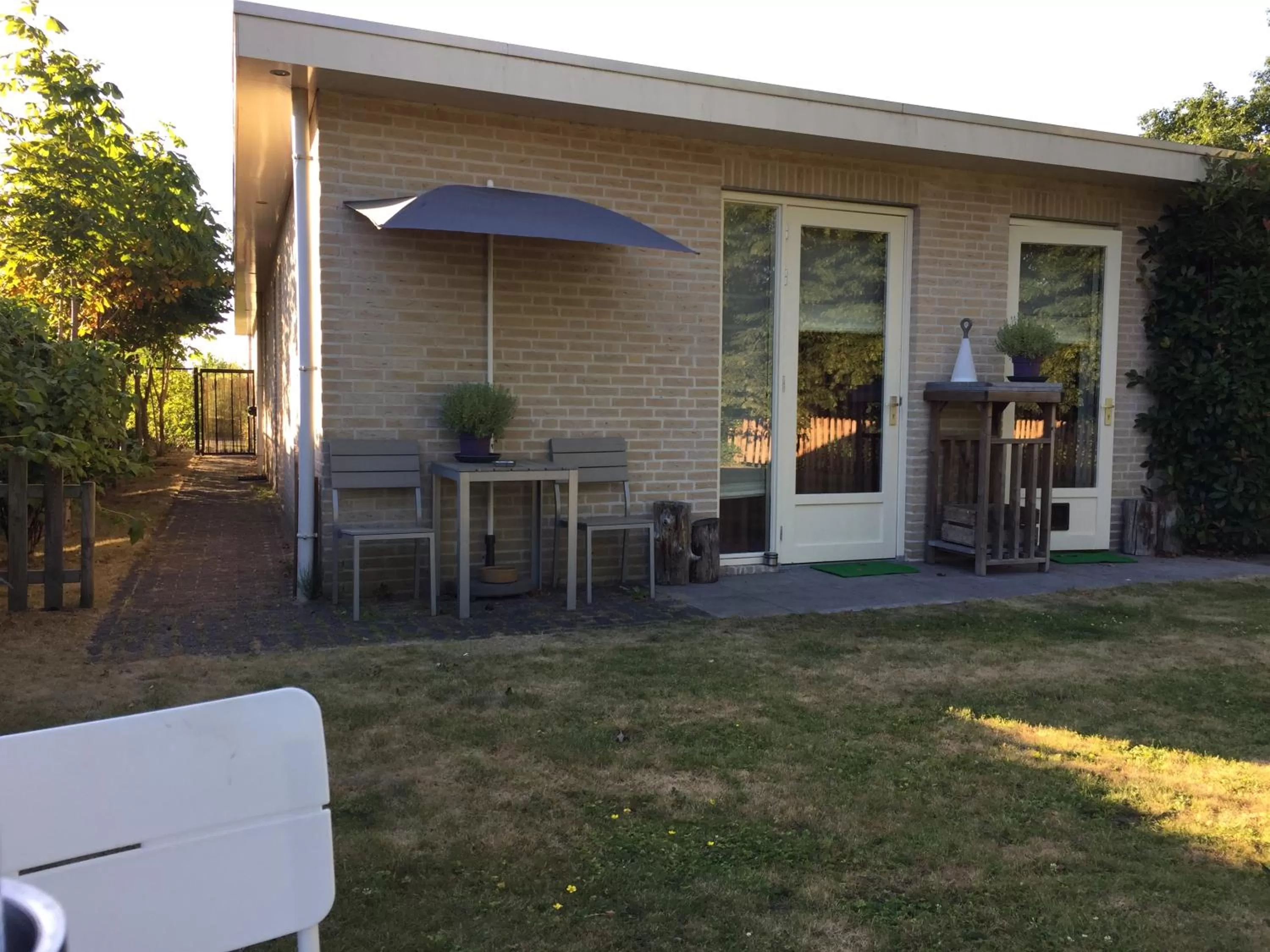 Garden, Property Building in B&B Maison Saint Tropez Eindhoven