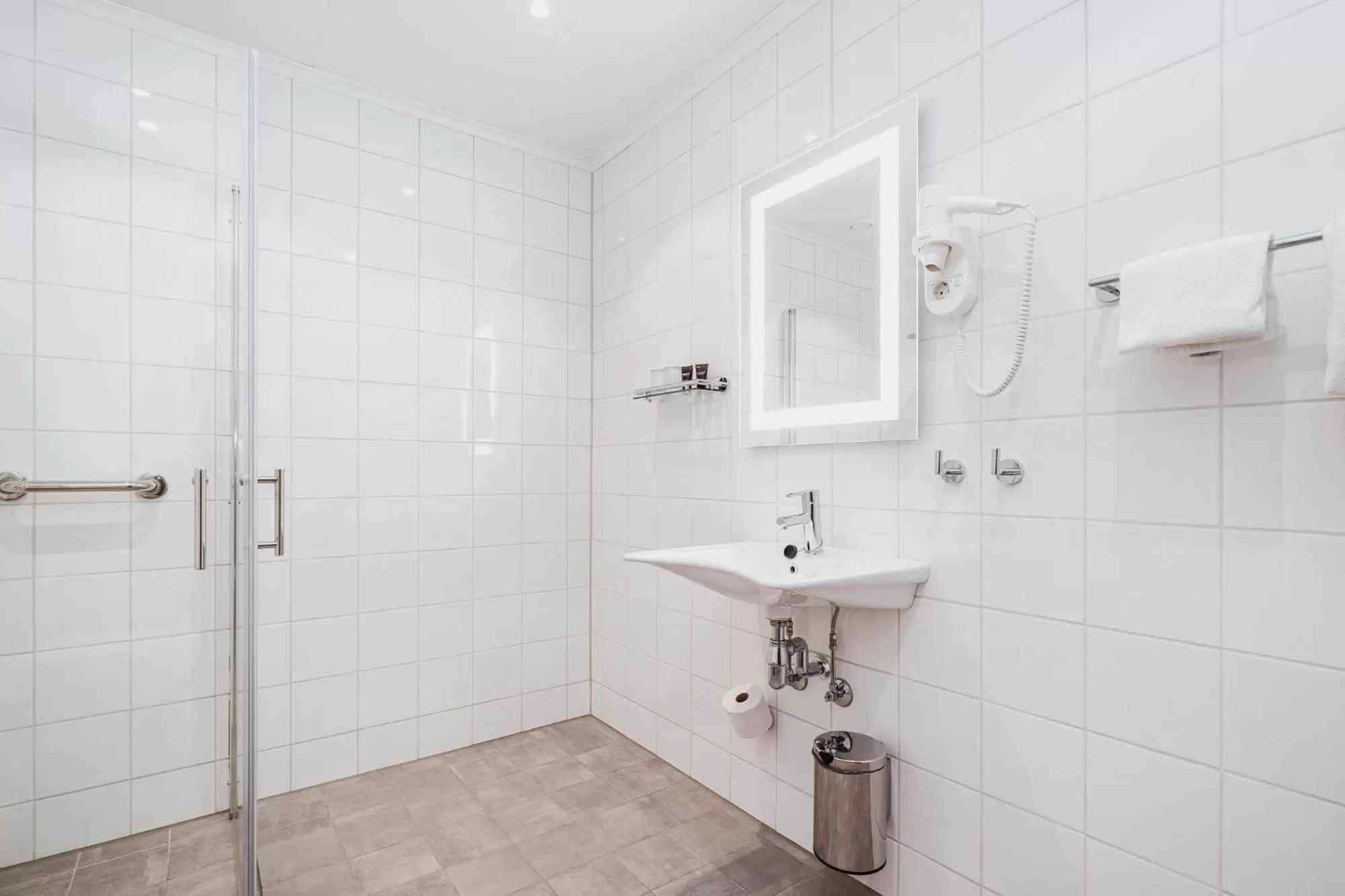 Bathroom in Frich's Hotell og Spiseri Alvdal