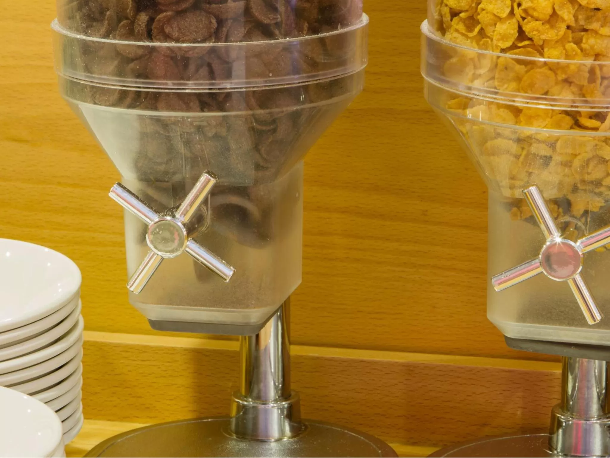 Restaurant/places to eat in ibis Porto Centro São Bento