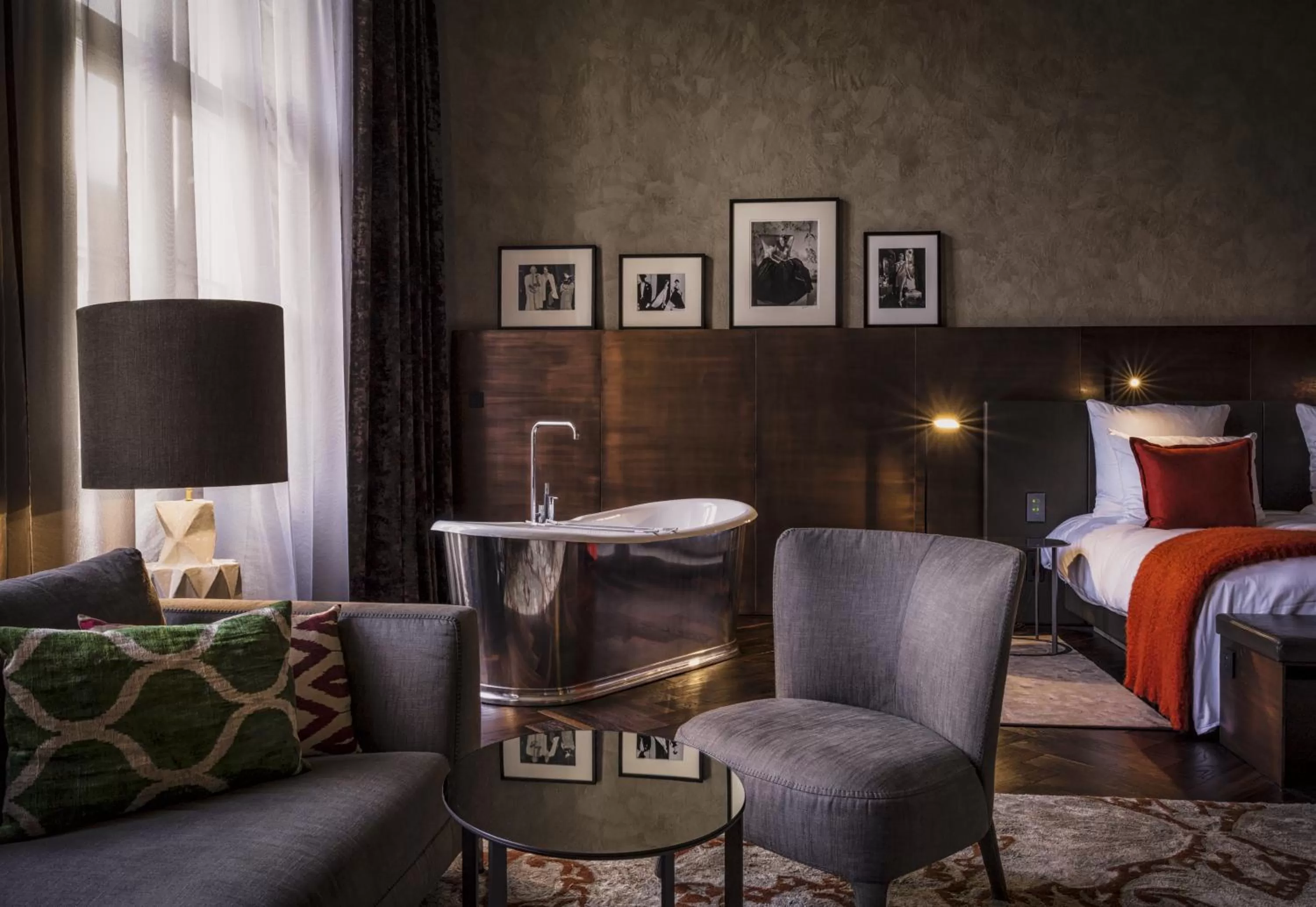 Bathroom, Bed in SO/ Berlin Das Stue