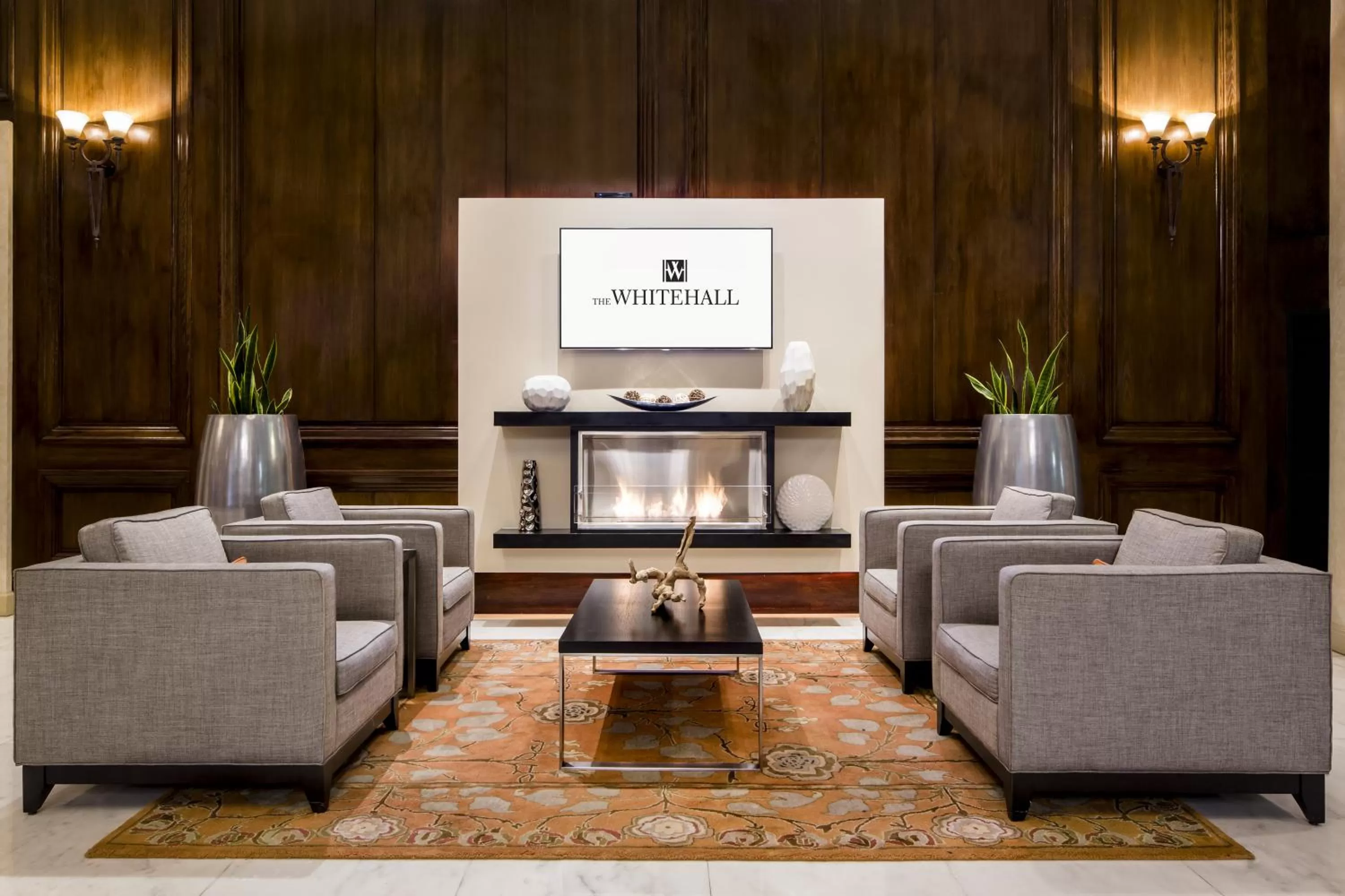 Lobby or reception in The Whitehall Houston