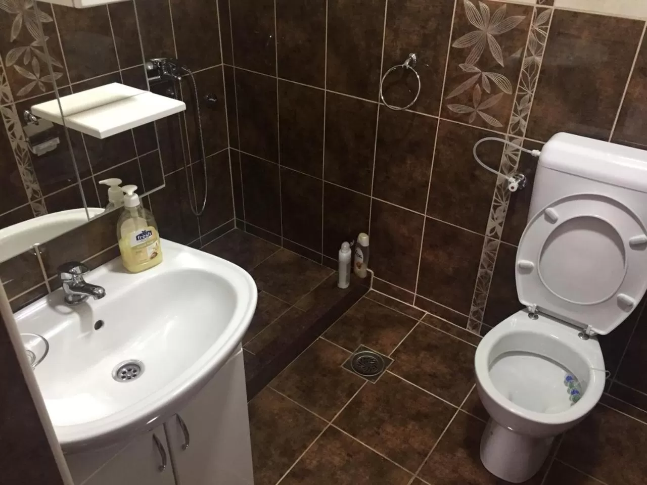 Bathroom in Restoran & Motel Manjež