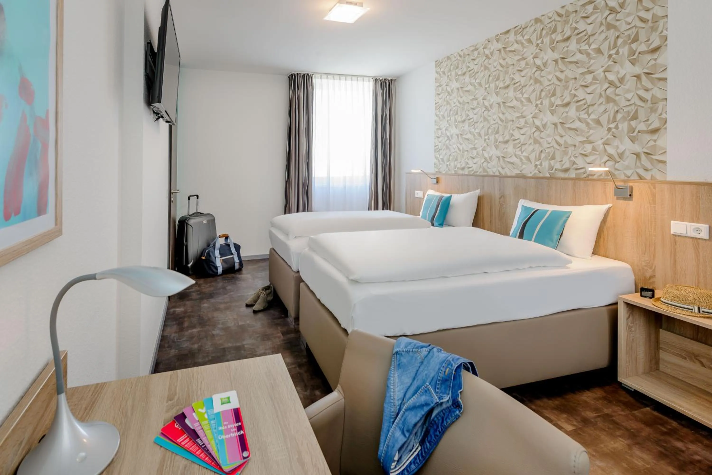 Bedroom, Bed in ibis Styles Arnsberg - Neheim