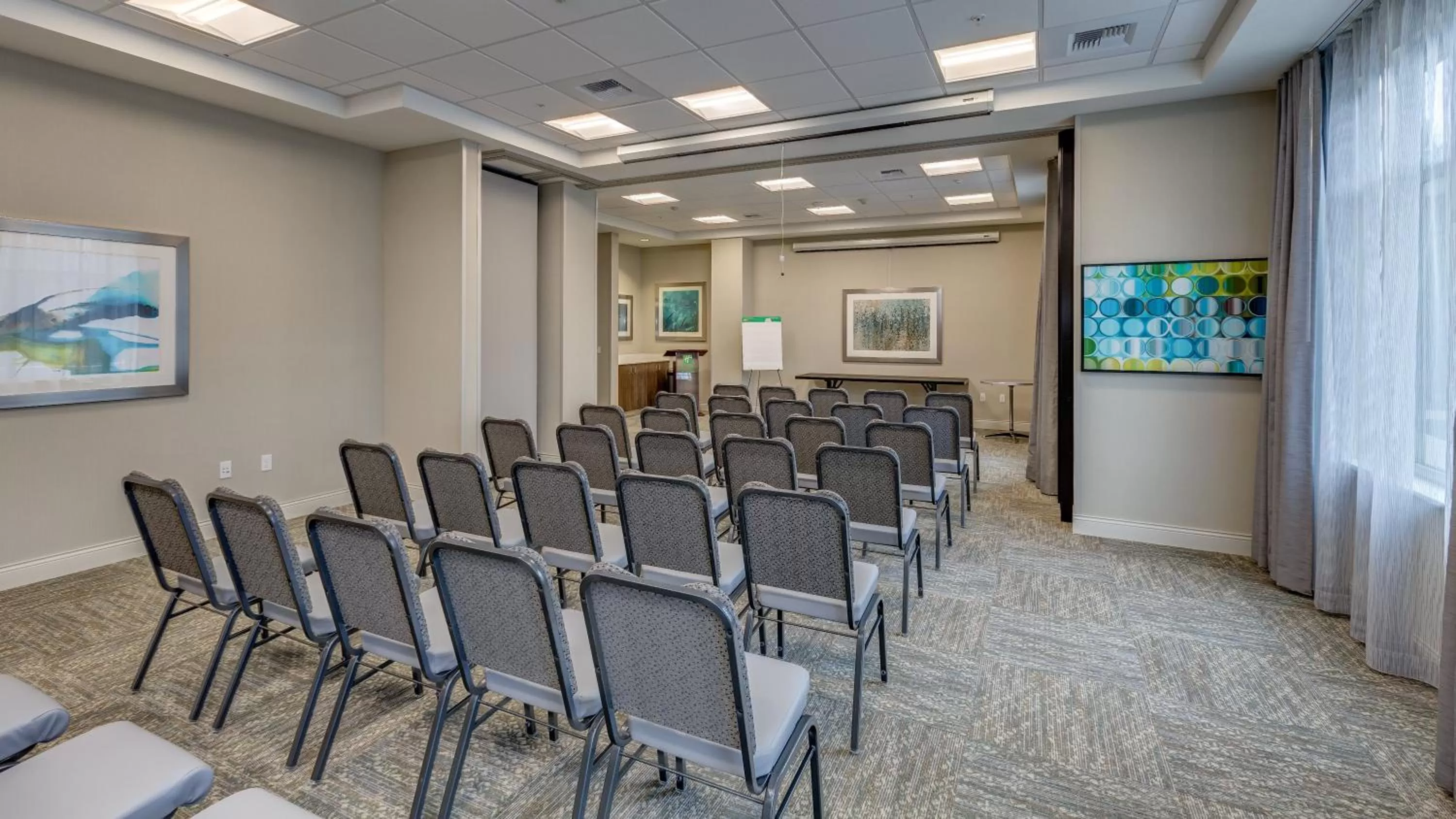 Meeting/conference room in Holiday Inn & Suites Bellingham by IHG