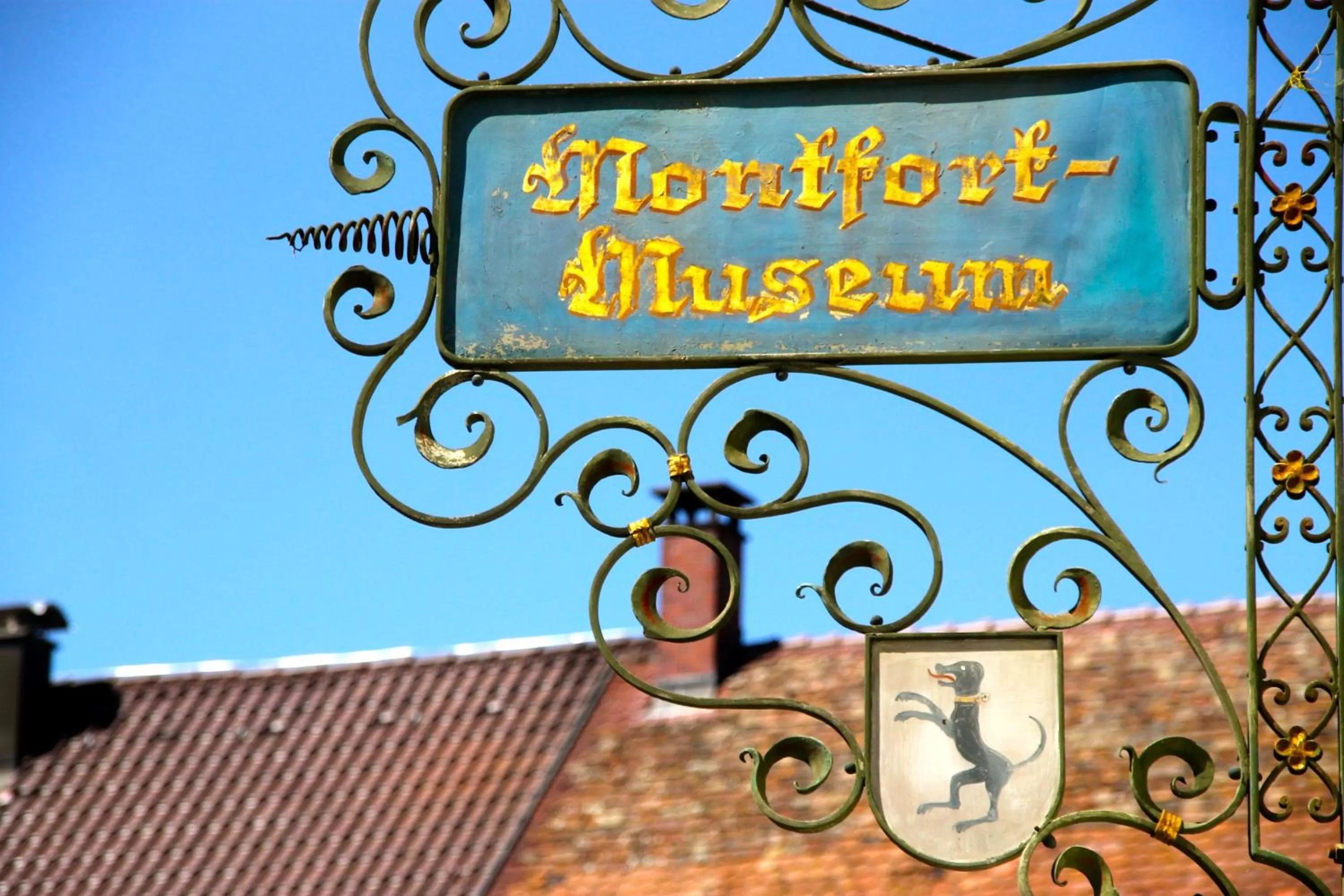 Property logo or sign in Hotel Rad