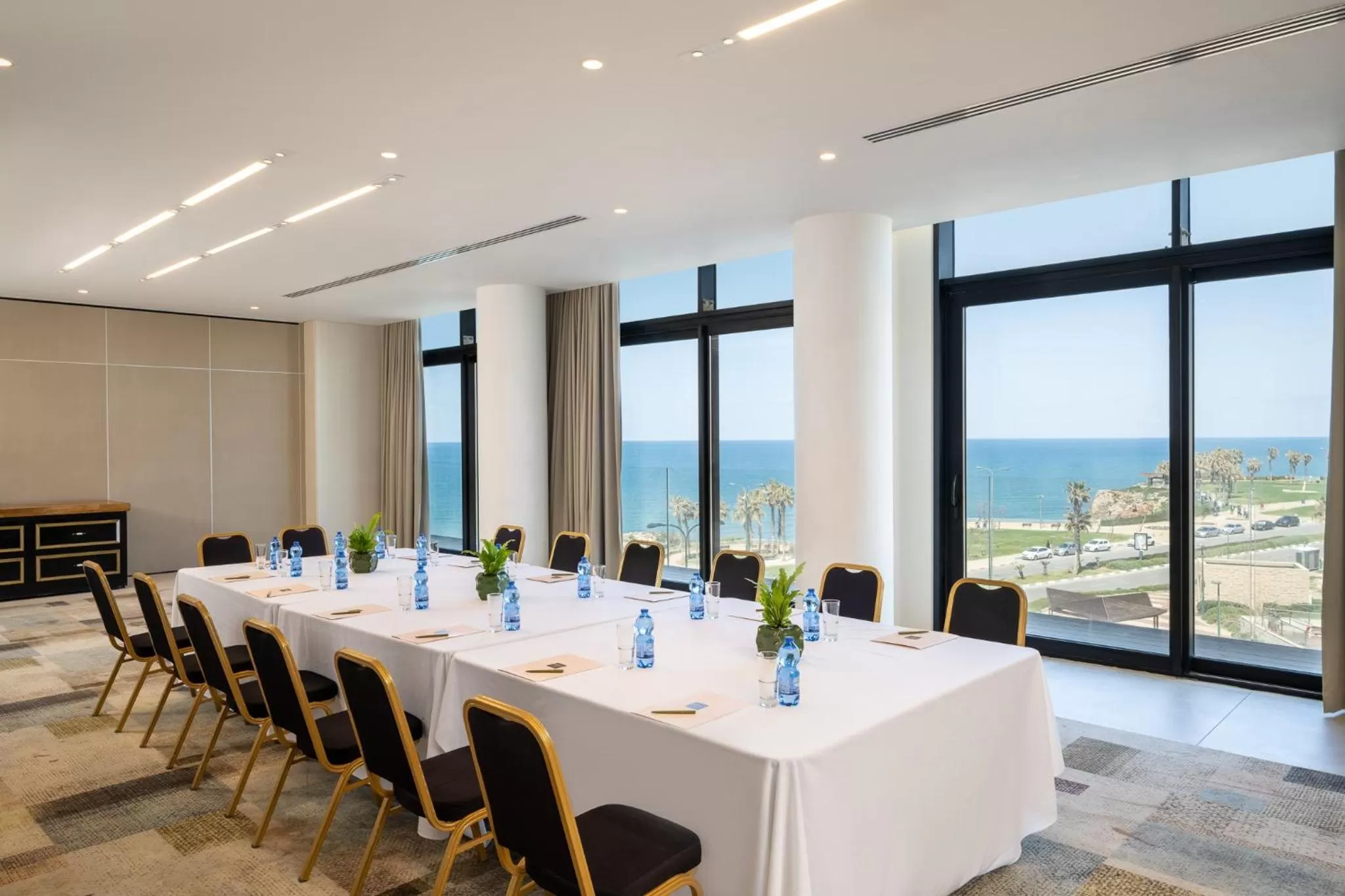 Meeting/conference room in Vert Lagoon Netanya By AFI Hotels