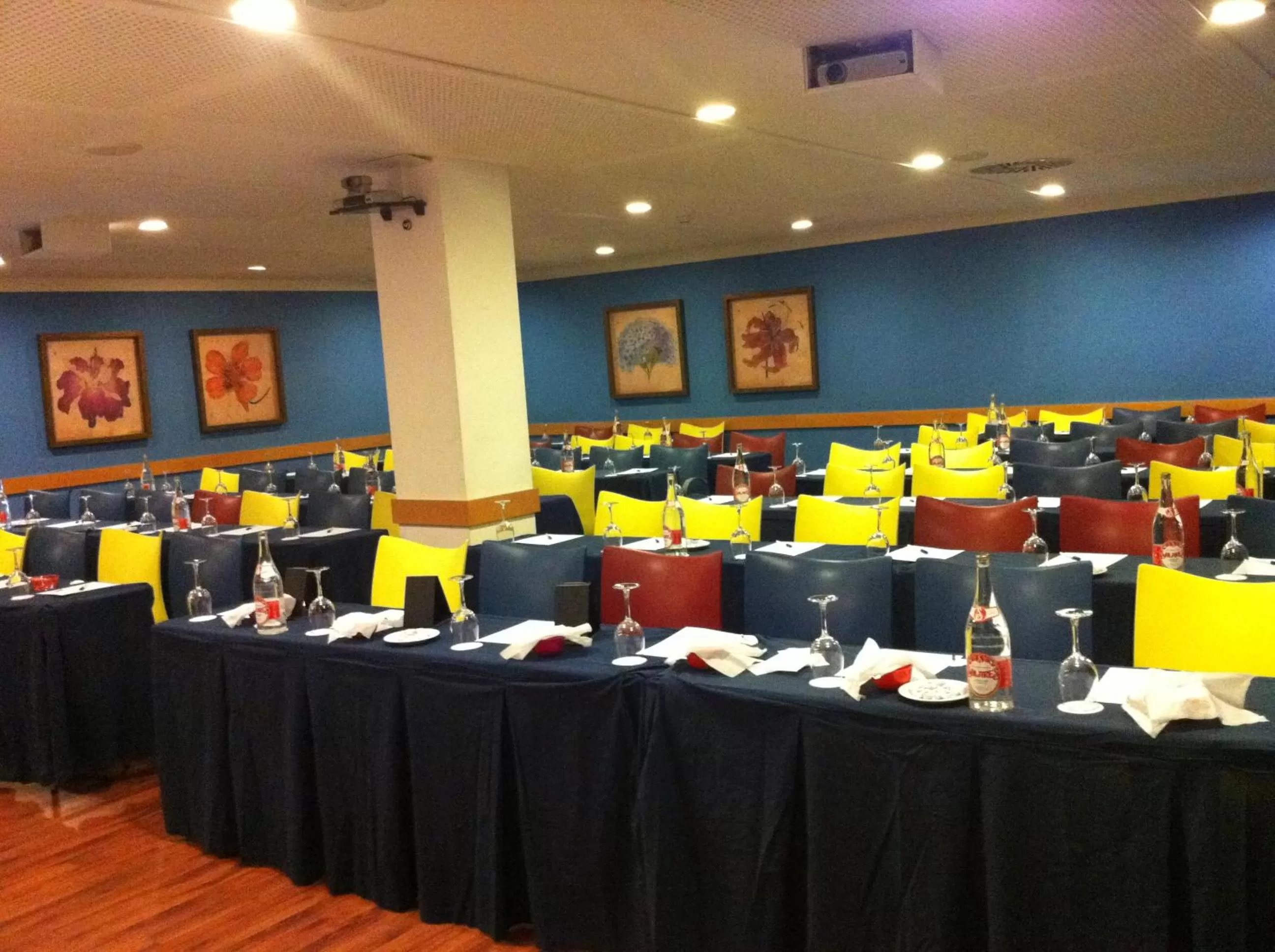 Business facilities in Hotel Torresport