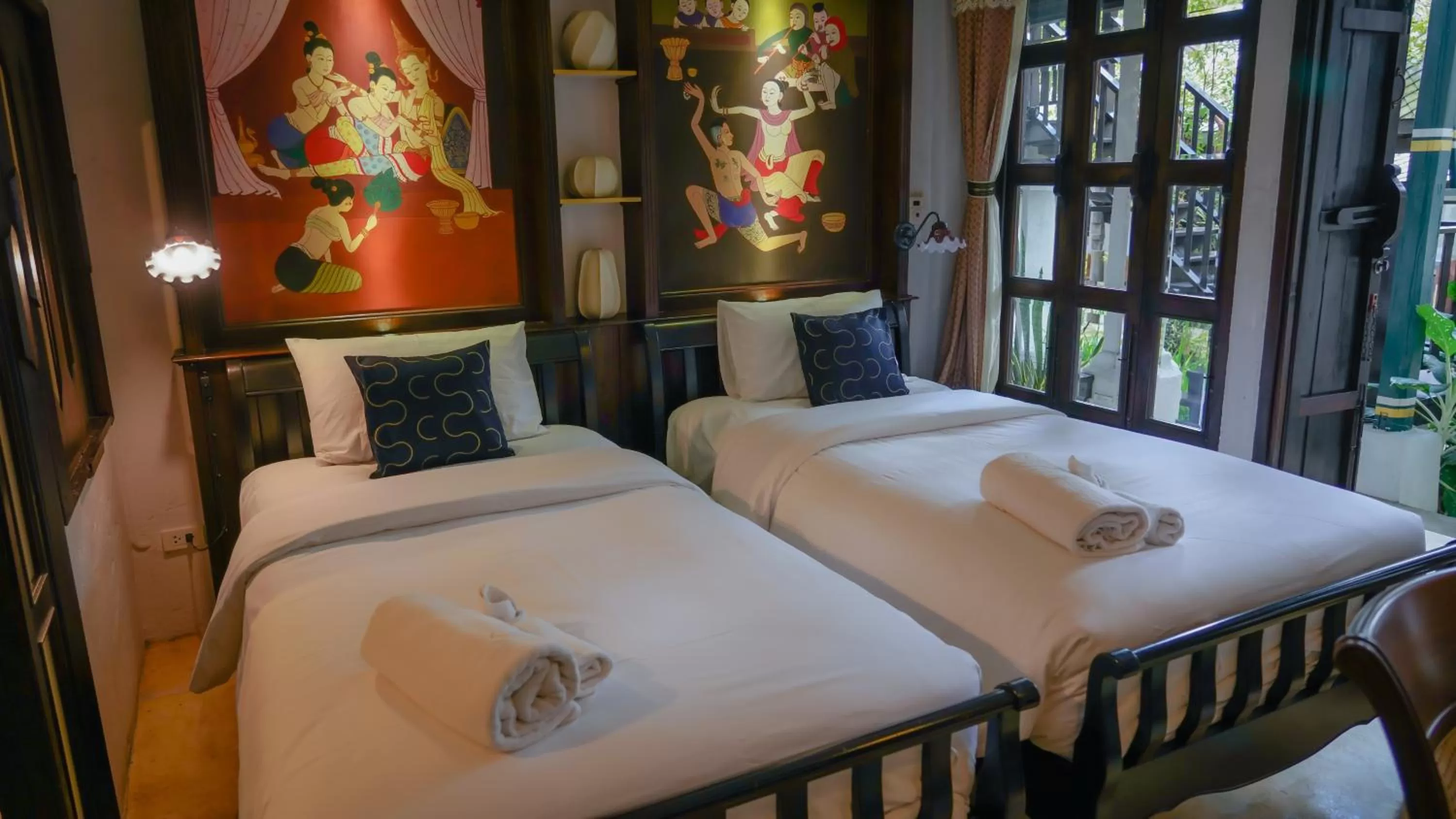 Photo of the whole room, Bed in Cheva Gallery Boutique Hotel