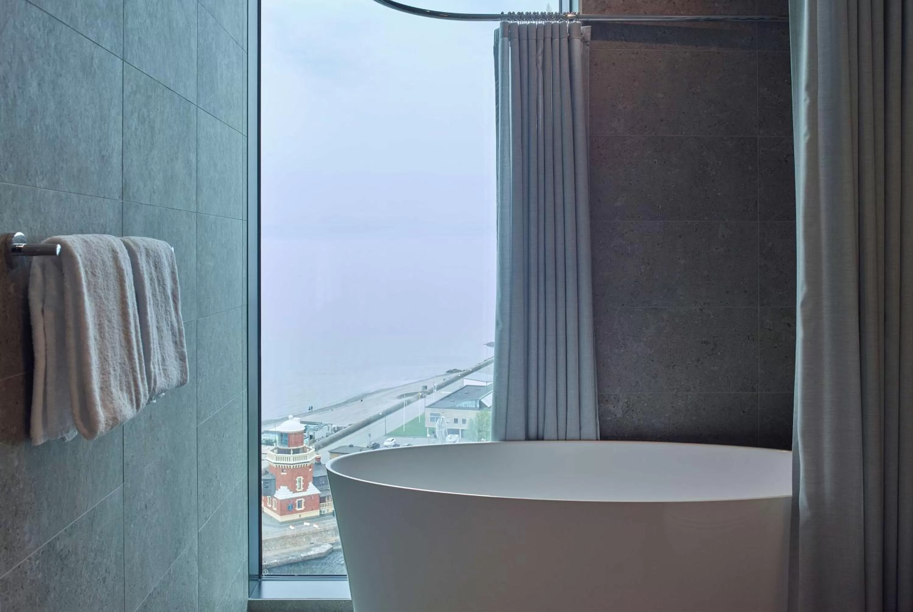 Bedroom, Bathroom in Scandic Oceanhamnen